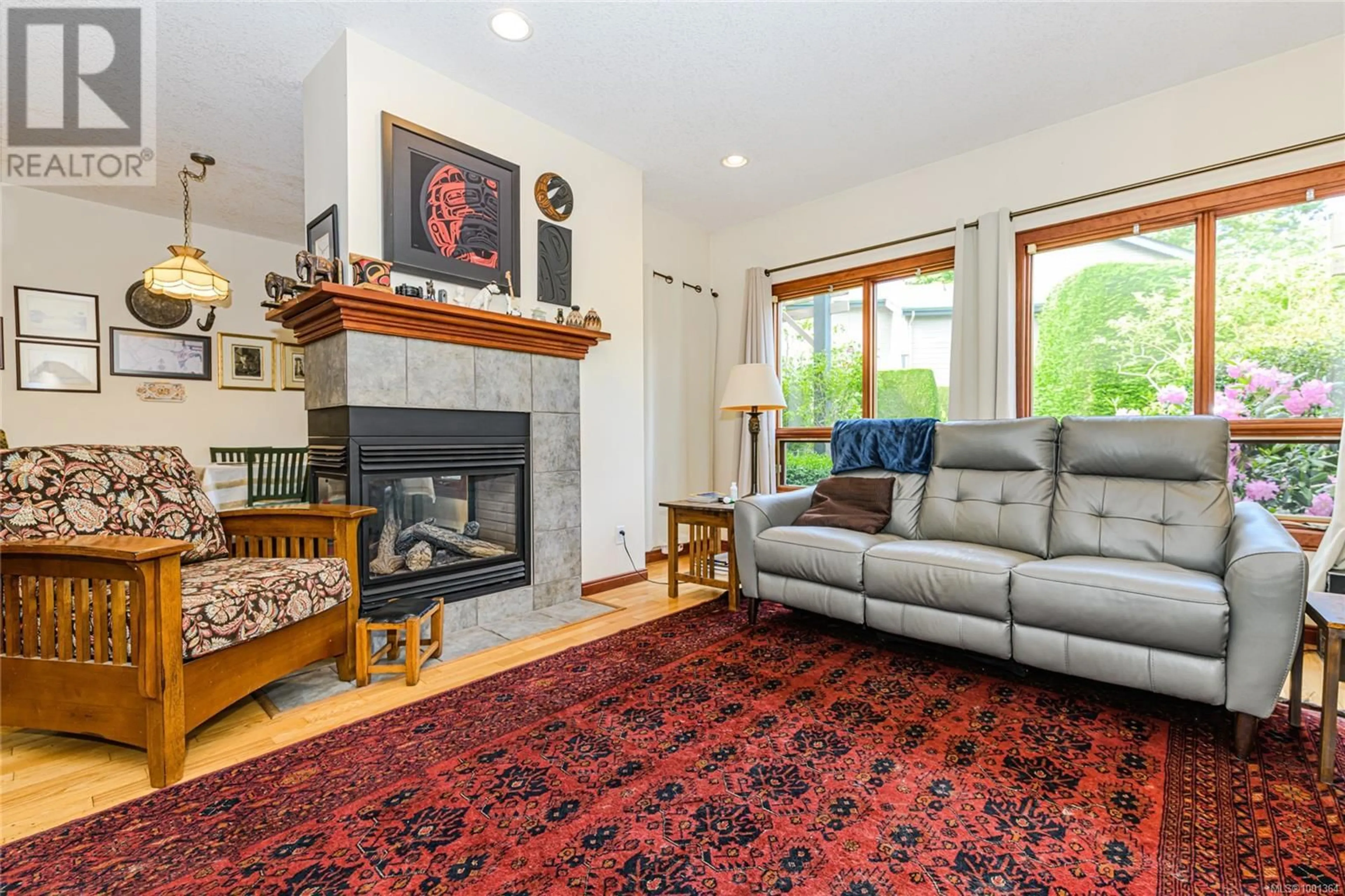Living room with furniture, unknown for 11 - 133 CORBETT ROAD, Salt Spring British Columbia V8K2W6