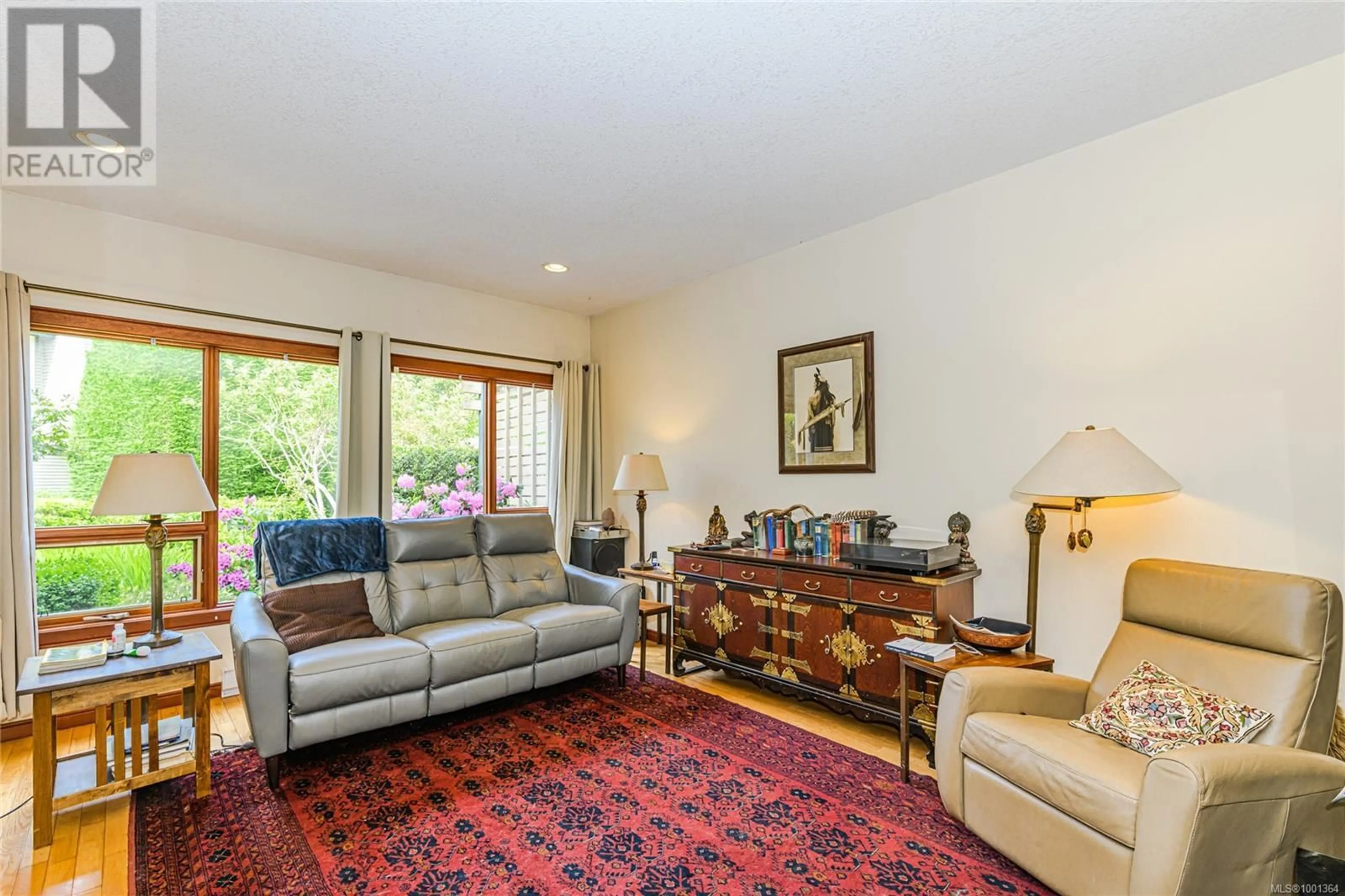 Living room with furniture, unknown for 11 - 133 CORBETT ROAD, Salt Spring British Columbia V8K2W6