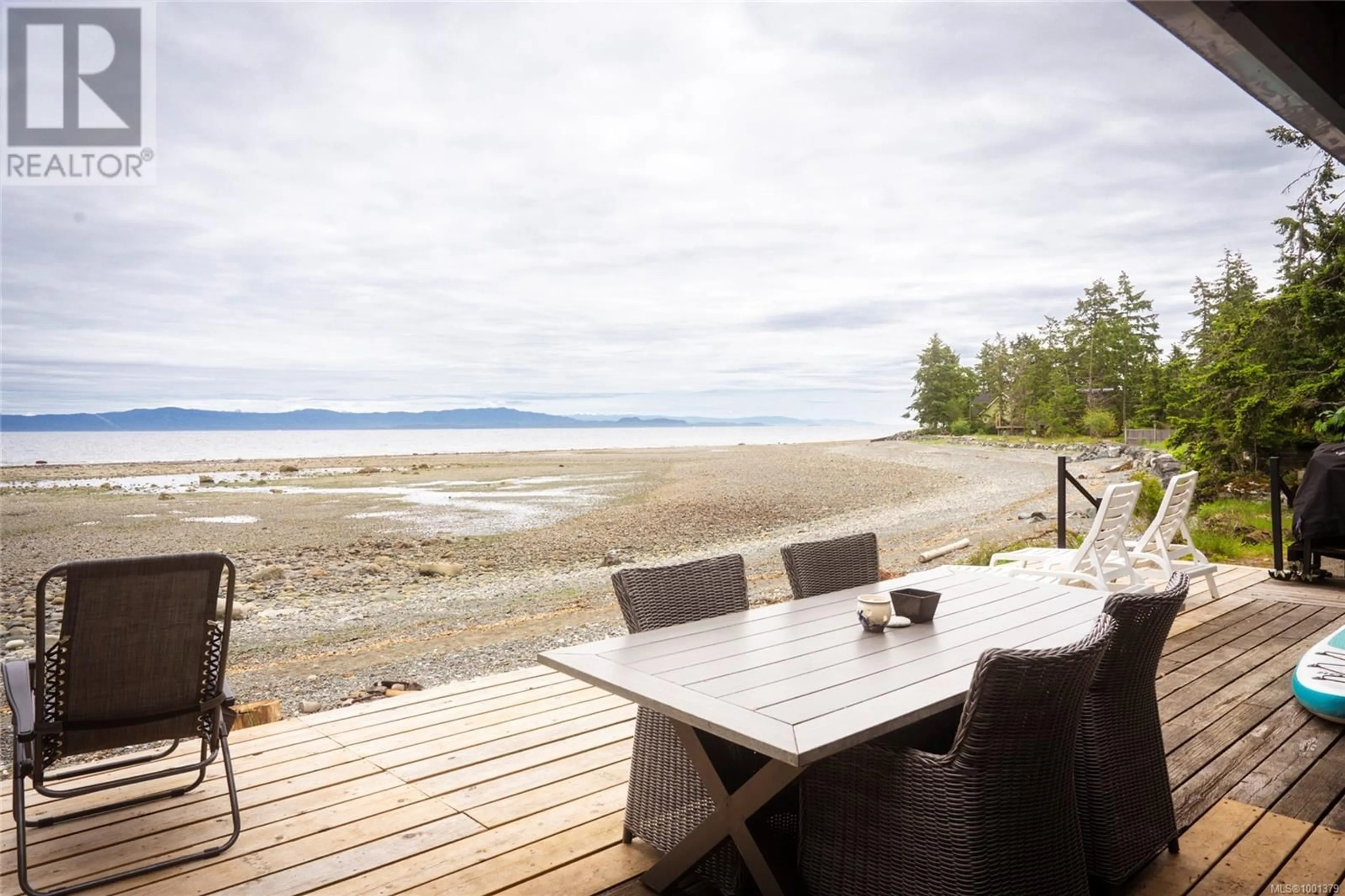 Patio, water/lake/river/ocean view for 6641 ISLAND HIGHWAY WEST, Bowser British Columbia V0R1G0