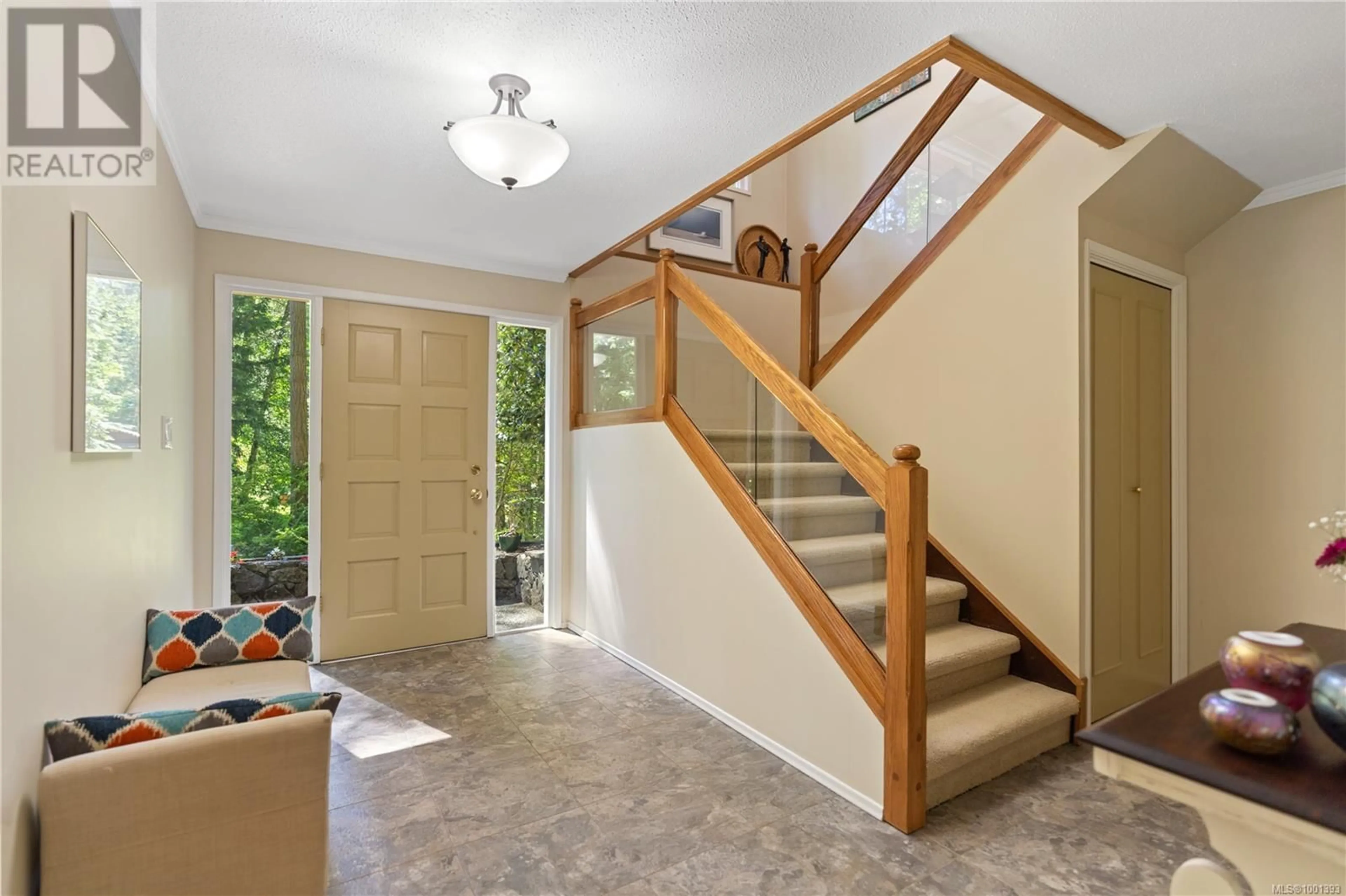 Unknown for 956 CAROLWOOD DRIVE, Saanich British Columbia V8X3V1
