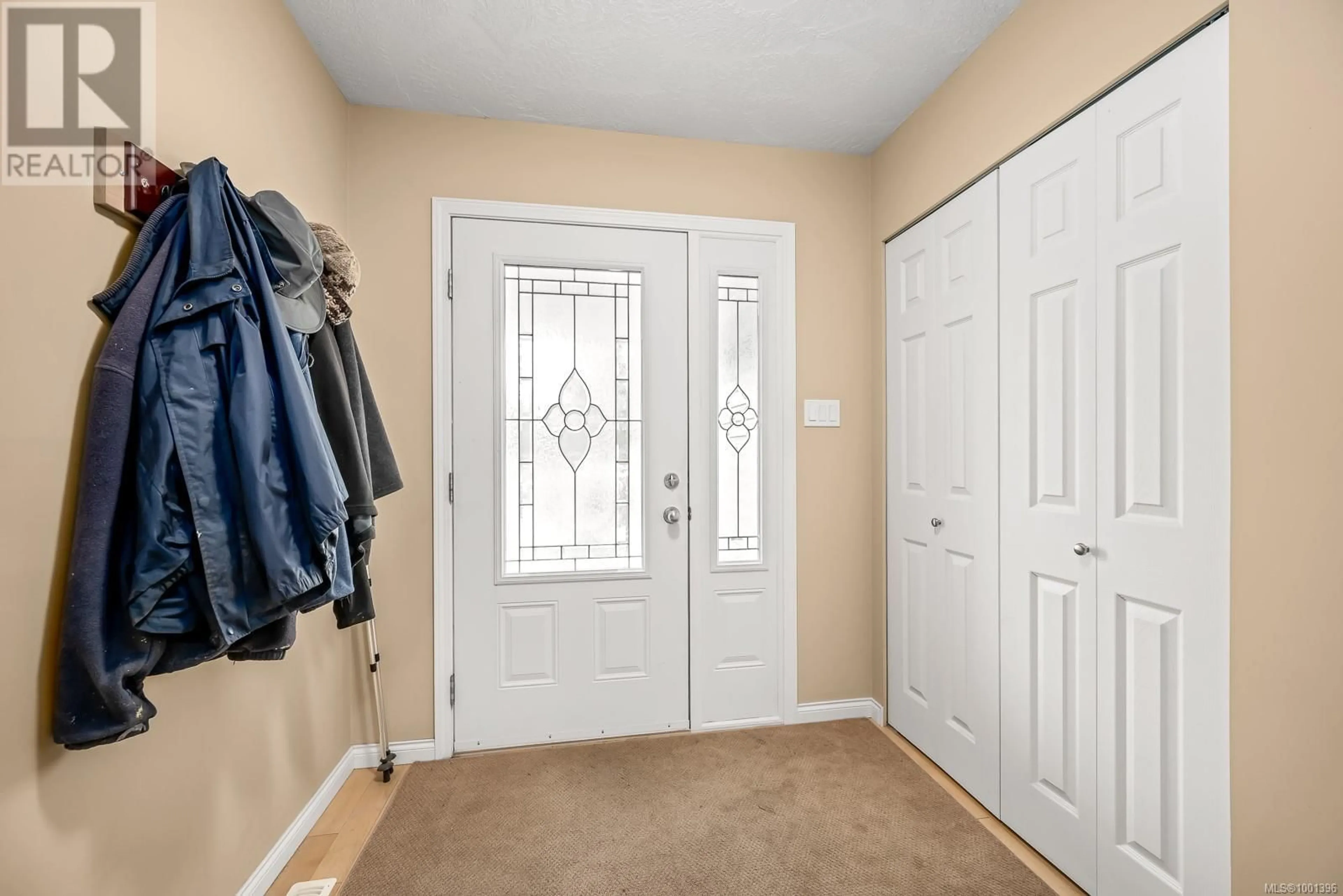Indoor entryway for 2480 AVRO ARROW DRIVE, Comox British Columbia V9M0A6