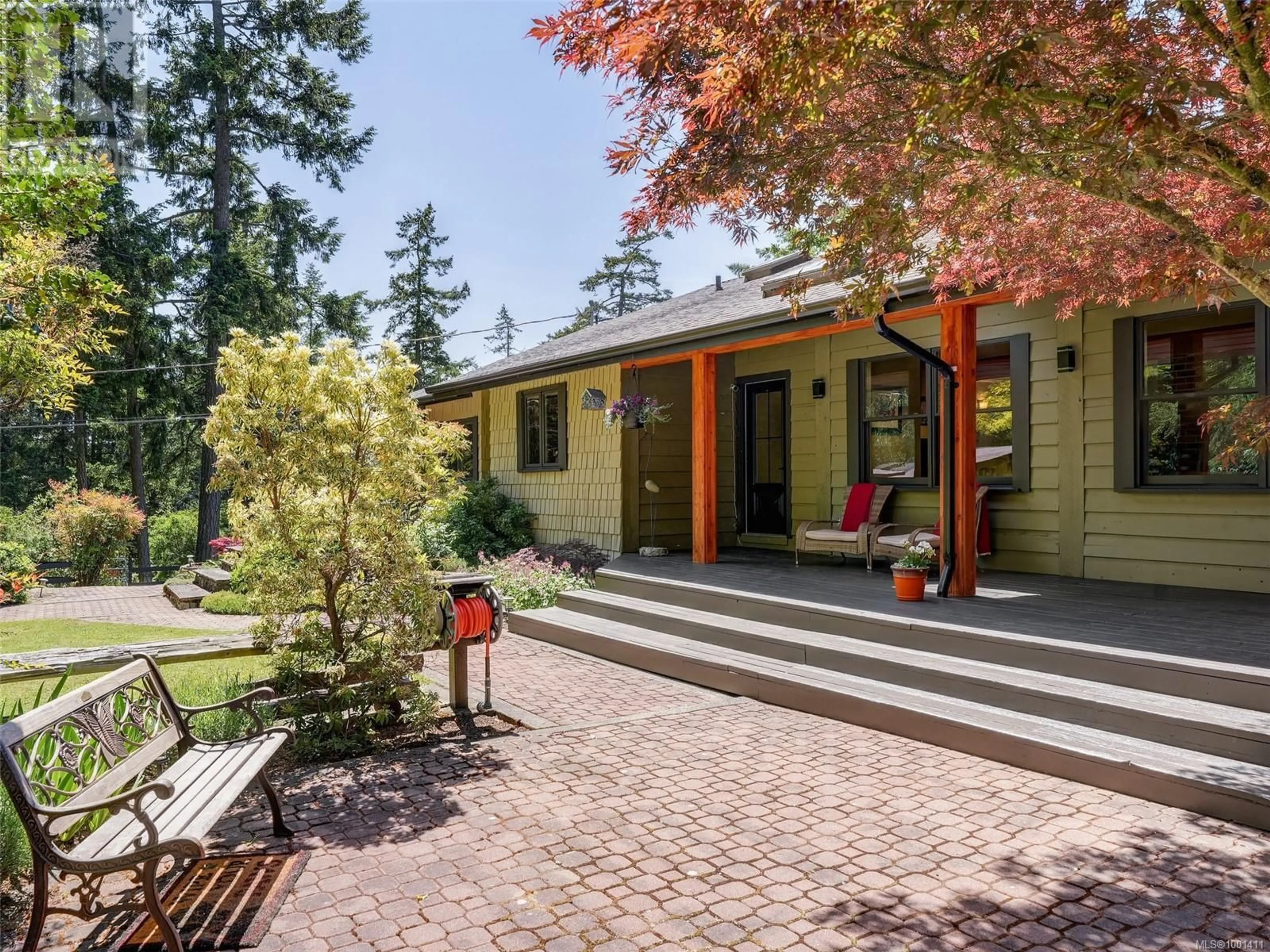 Unknown for 5920 BEAR HILL ROAD, Saanich British Columbia V9E2J3