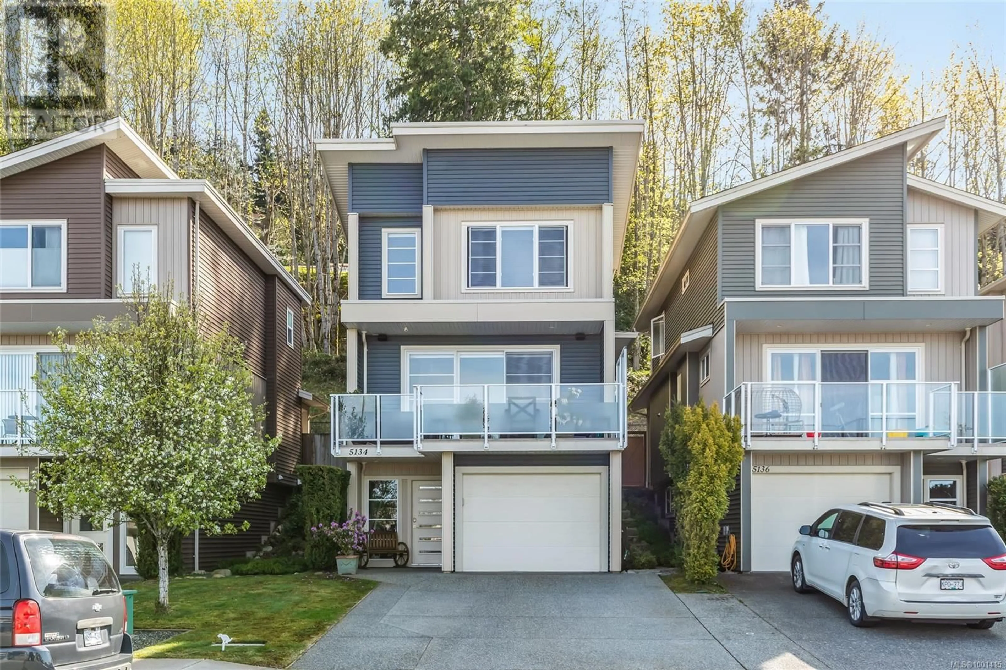 Home with vinyl exterior material, street for 5134 DUNN PLACE, Nanaimo British Columbia V9T6S9