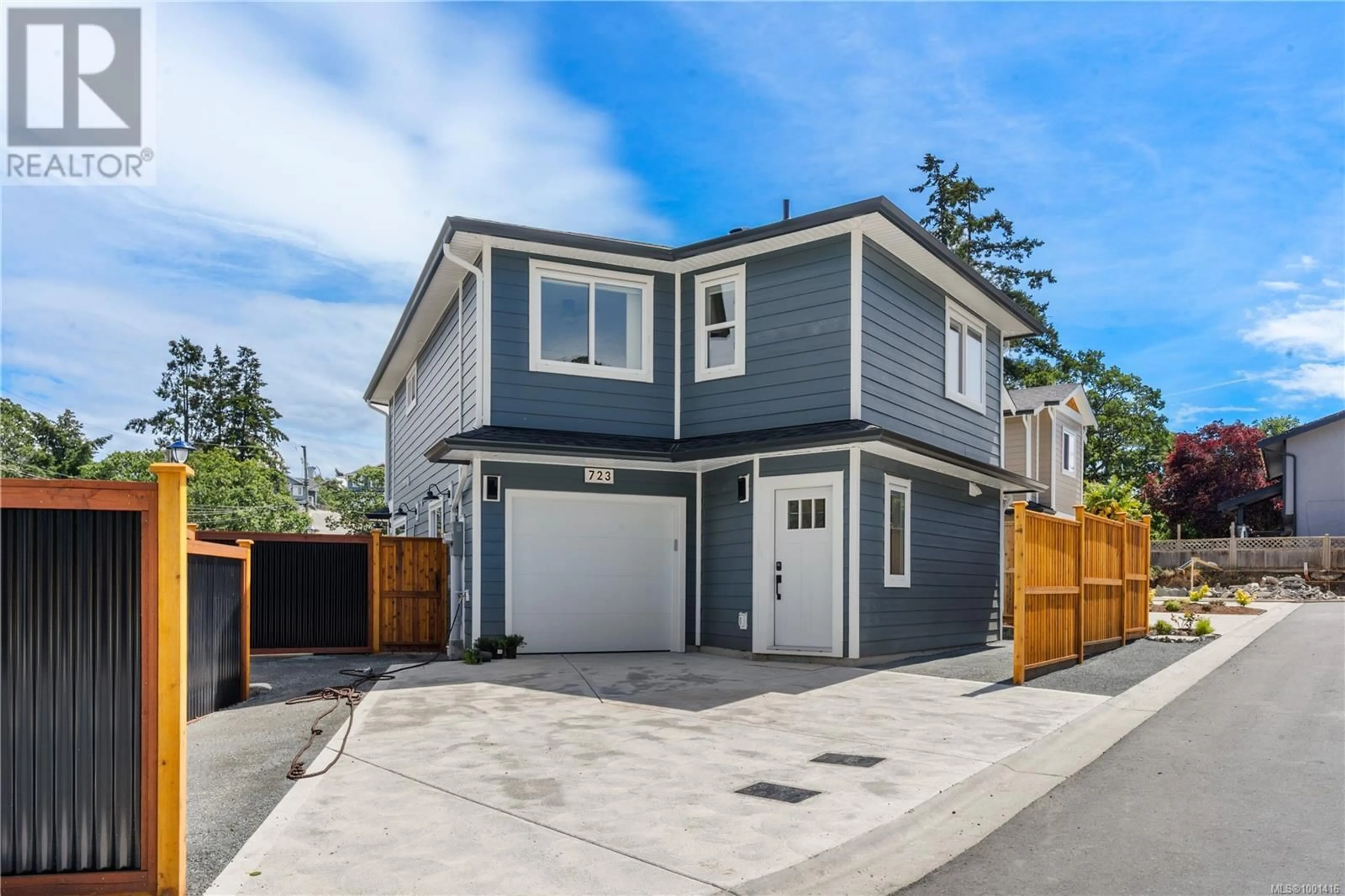 Home with vinyl exterior material, street for 723 STONEBROOK LANE, Langford British Columbia V9B5N3