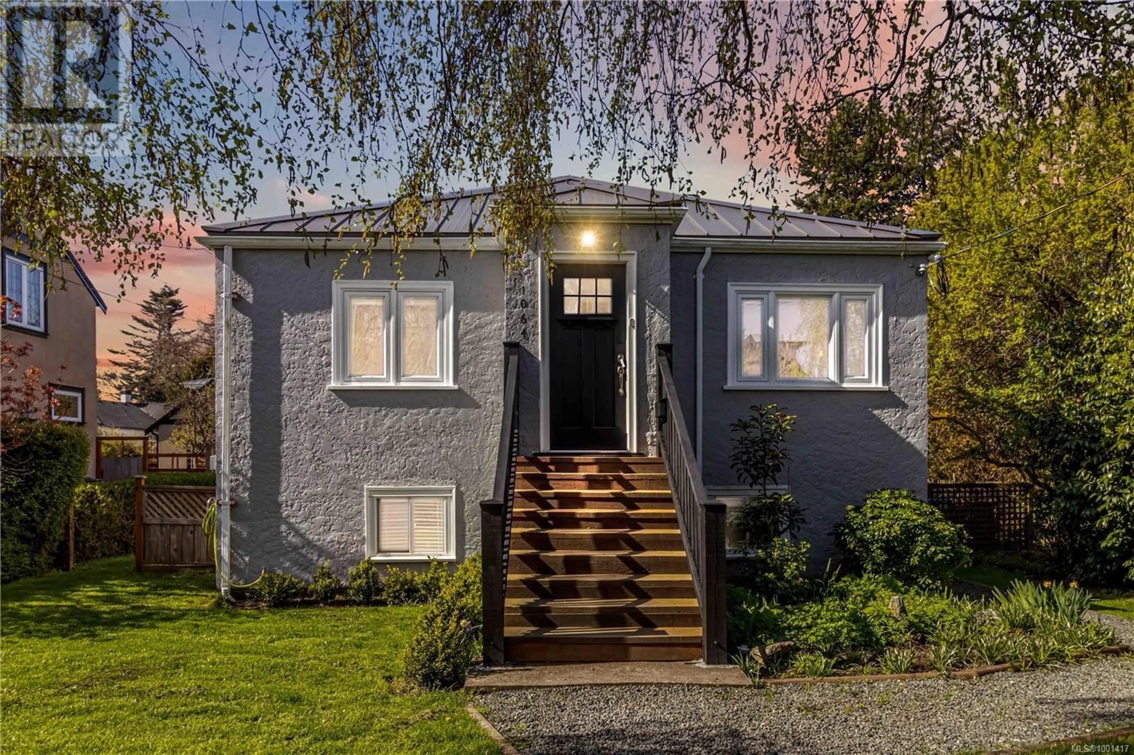 Home with brick exterior material, street for 1064 DEAL STREET, Oak Bay British Columbia V8S5G5