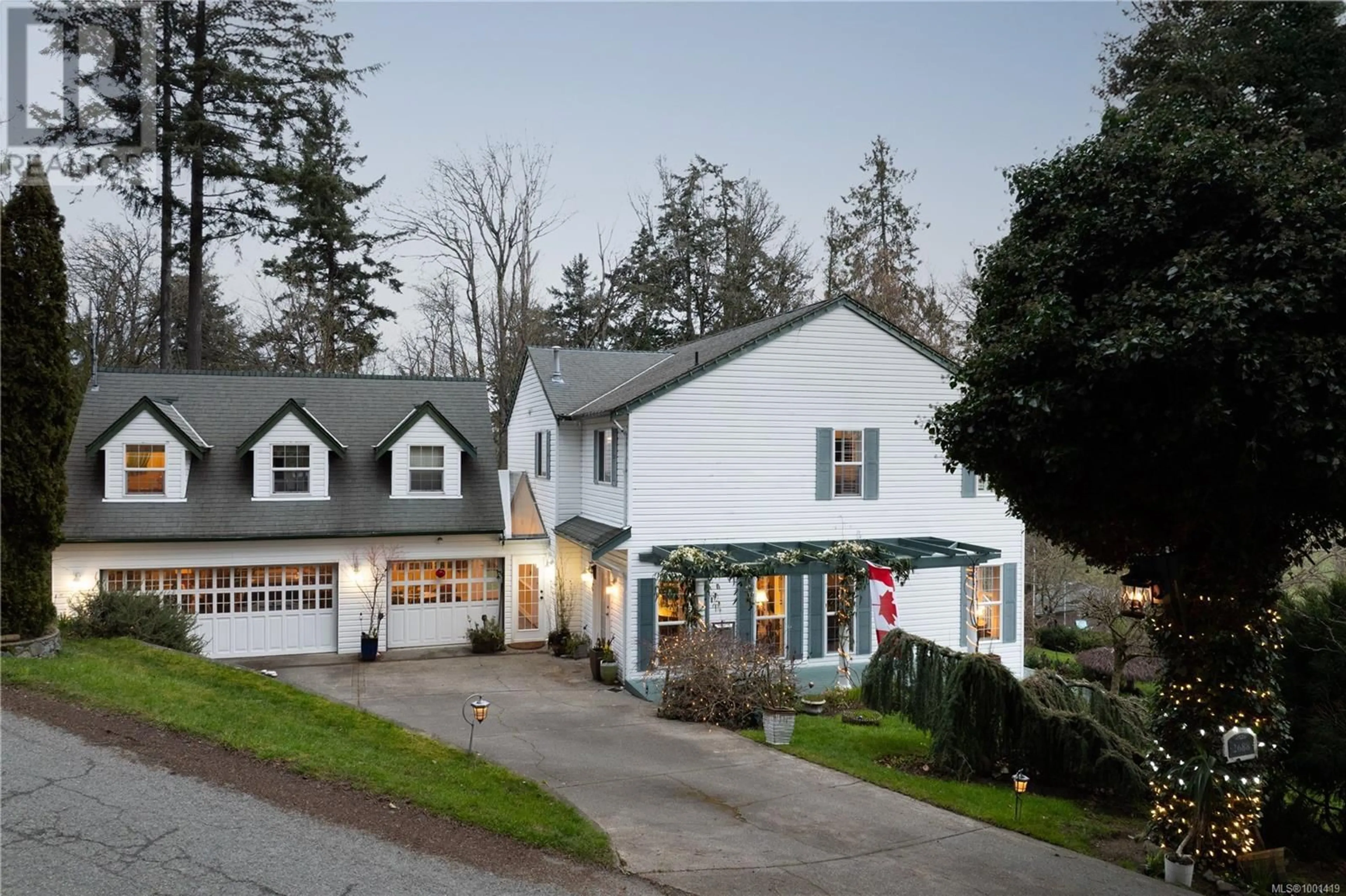 Home with vinyl exterior material, street for 2688 TANNER ROAD, Central Saanich British Columbia V8Y2R3