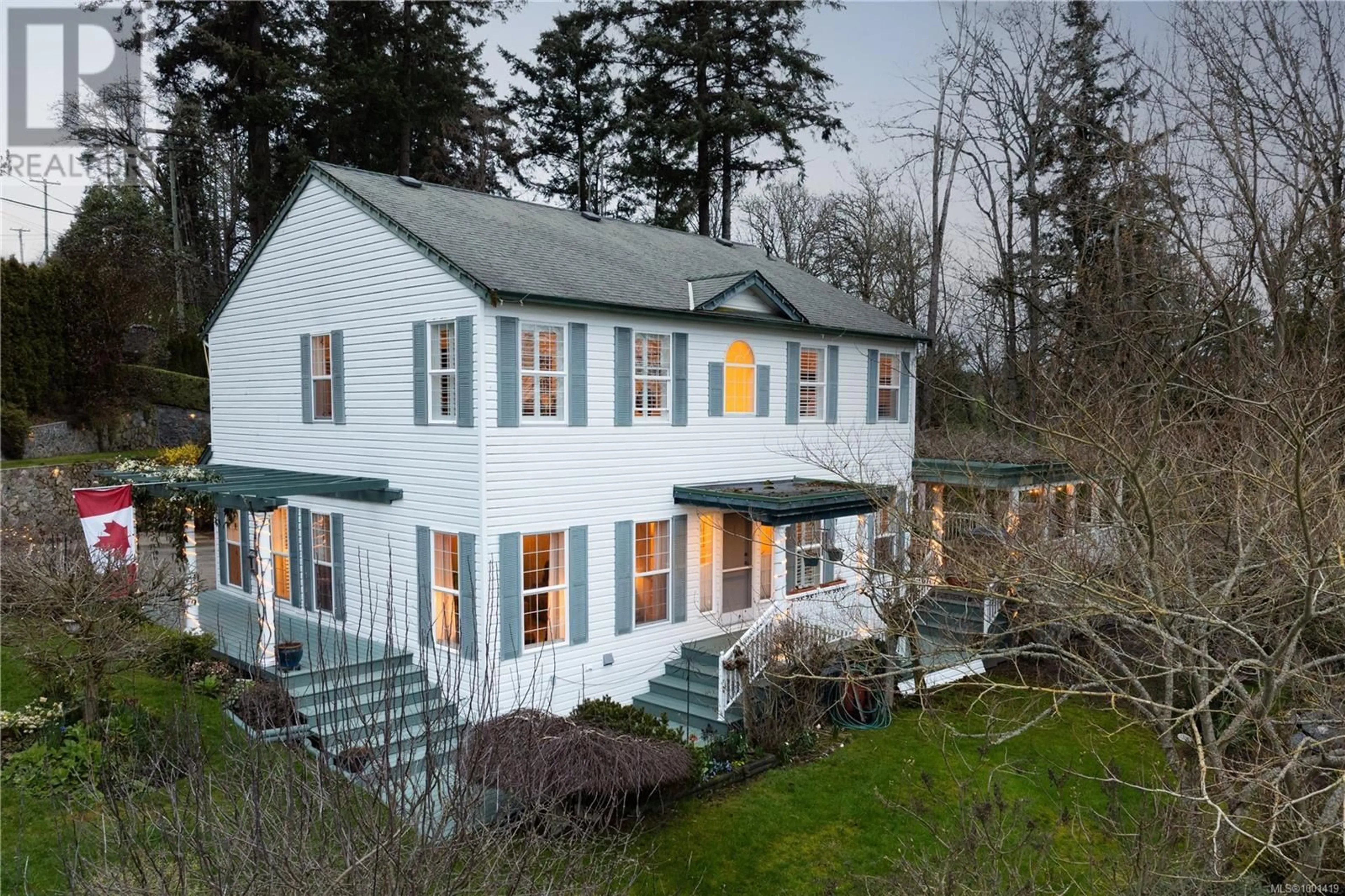 A pic from outside/outdoor area/front of a property/back of a property/a pic from drone, unknown for 2688 TANNER ROAD, Central Saanich British Columbia V8Y2R3