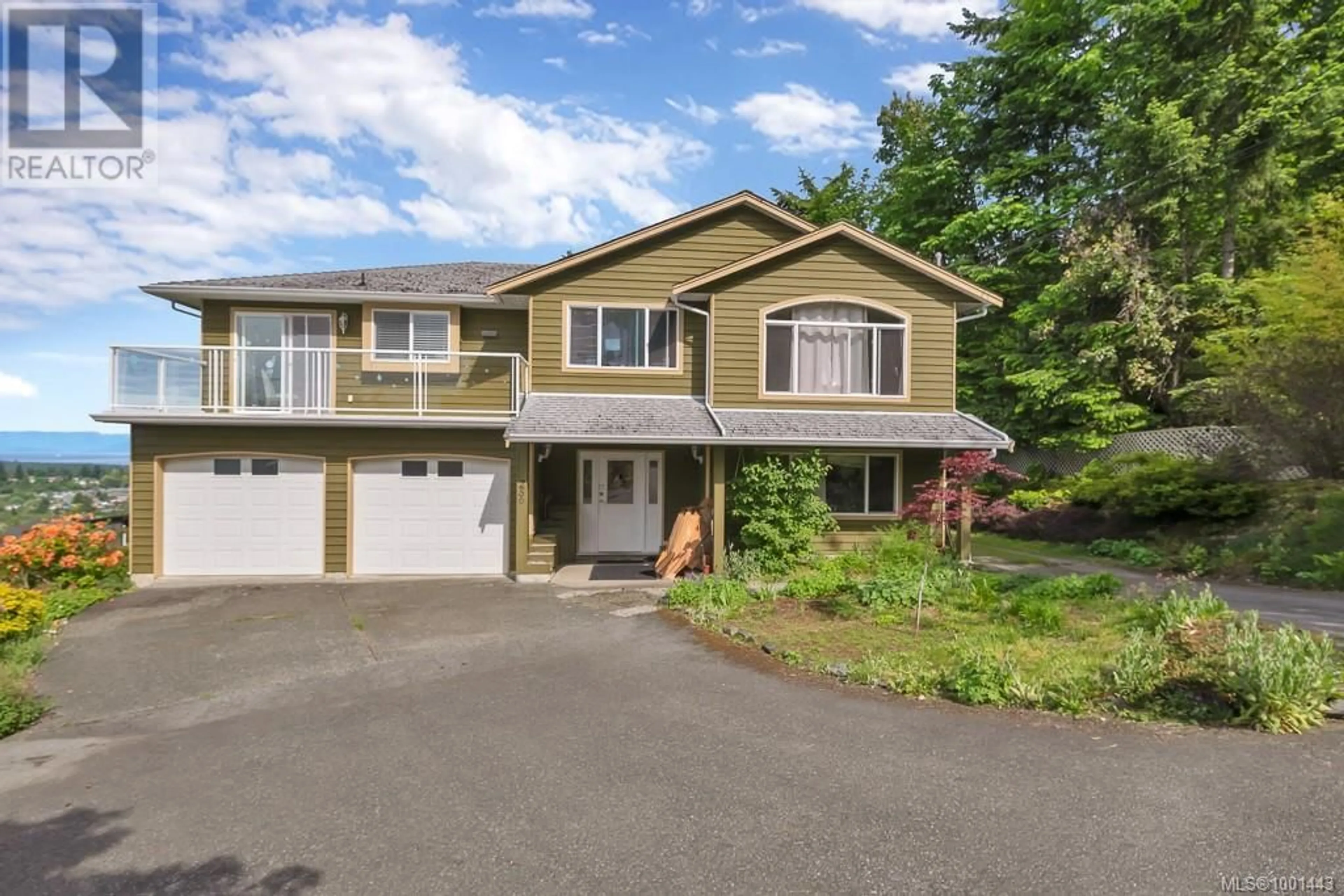 Home with vinyl exterior material, street for 256 KING ROAD, Nanaimo British Columbia V9R6H9