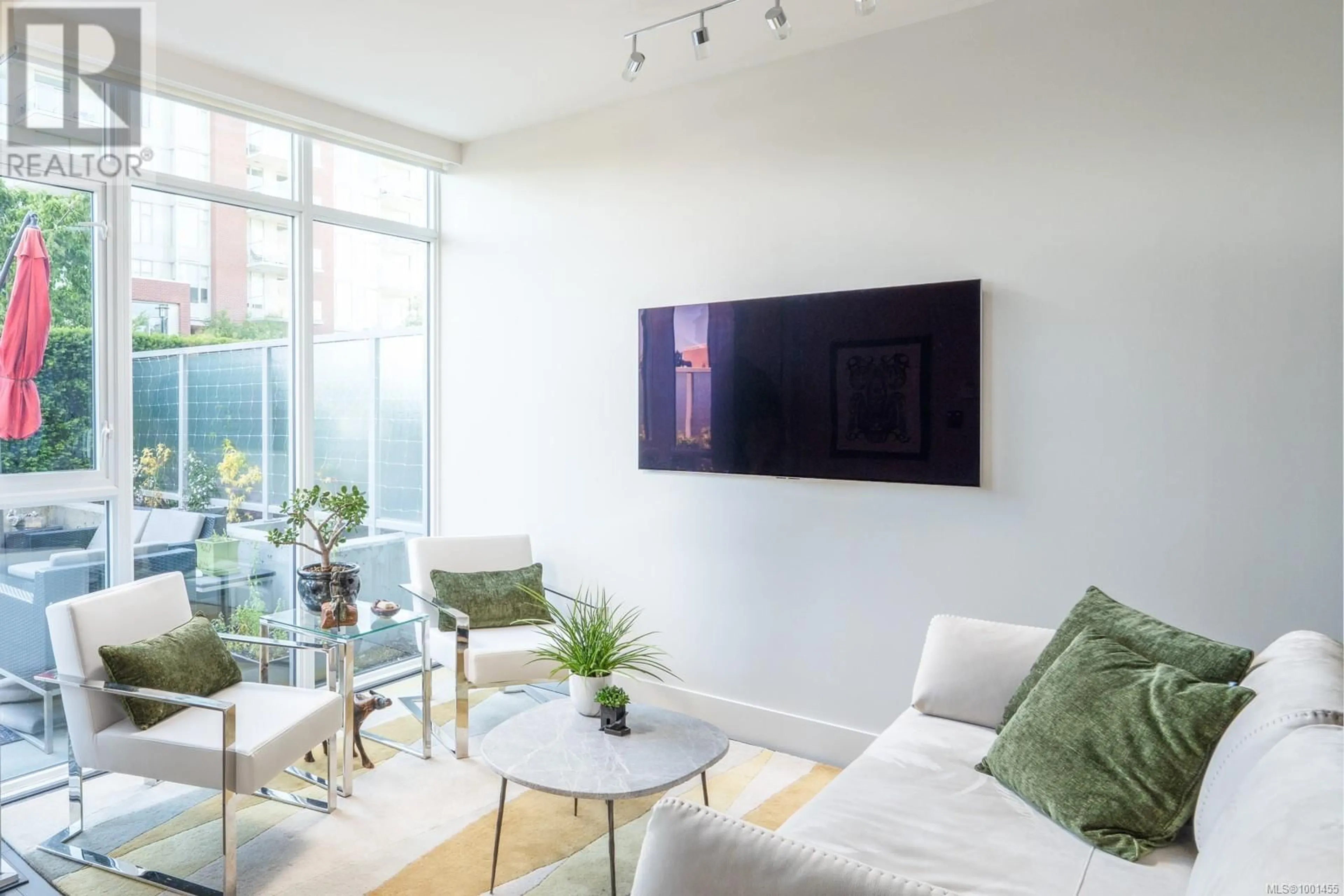 Living room with furniture, unknown for 102 - 83 SAGHALIE ROAD, Victoria British Columbia V9A0E7
