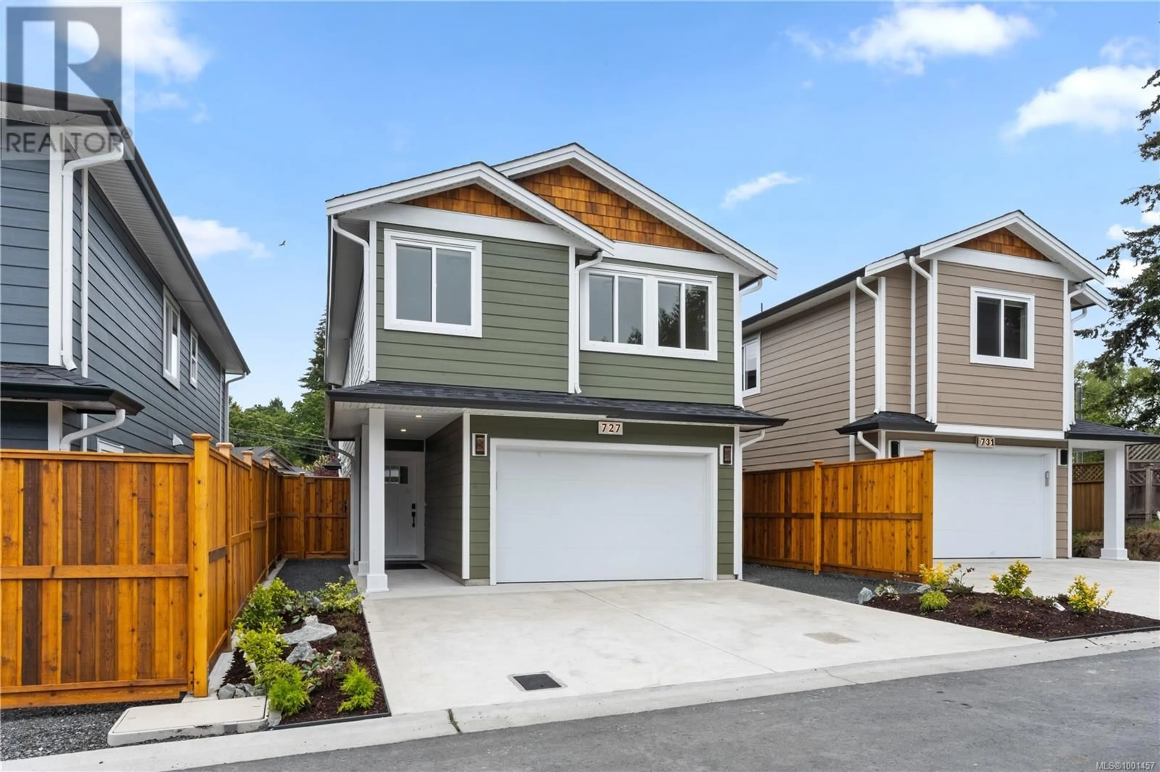 Home with vinyl exterior material, street for 727 STONEBROOK LANE, Langford British Columbia V9B3N9