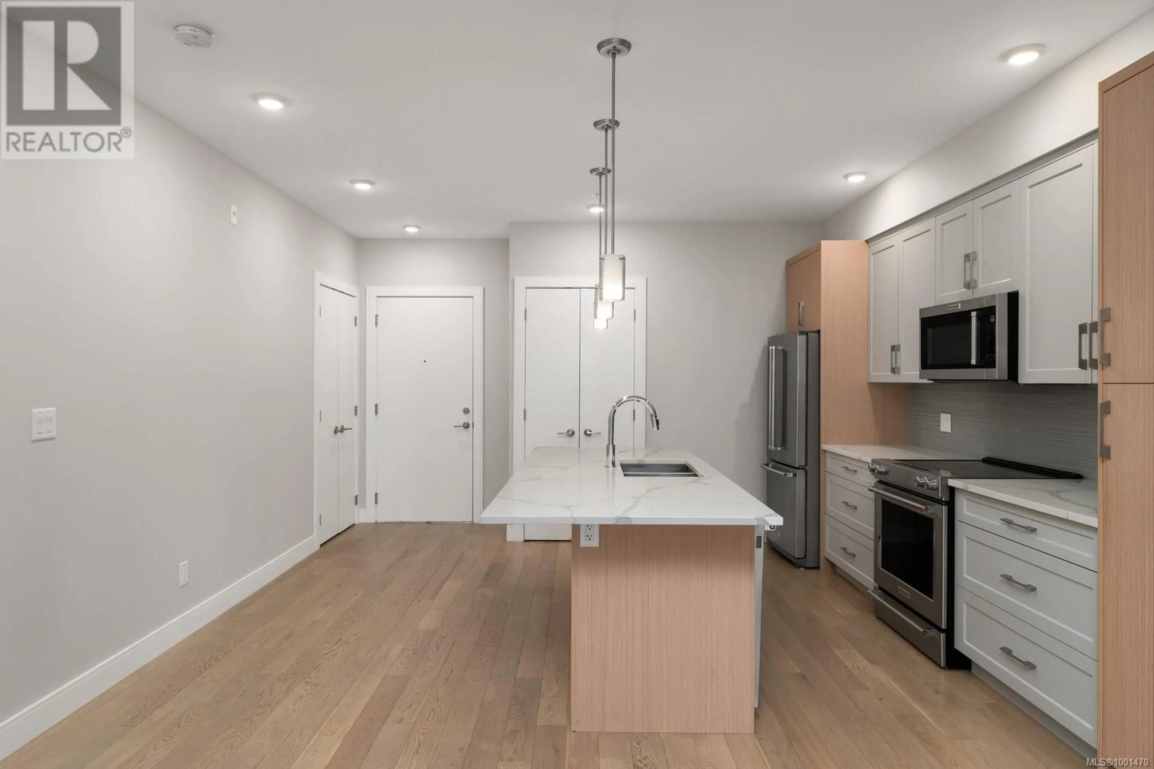 Open concept kitchen, unknown for 206 - 2447 HENRY AVENUE, Sidney British Columbia V8L4N3