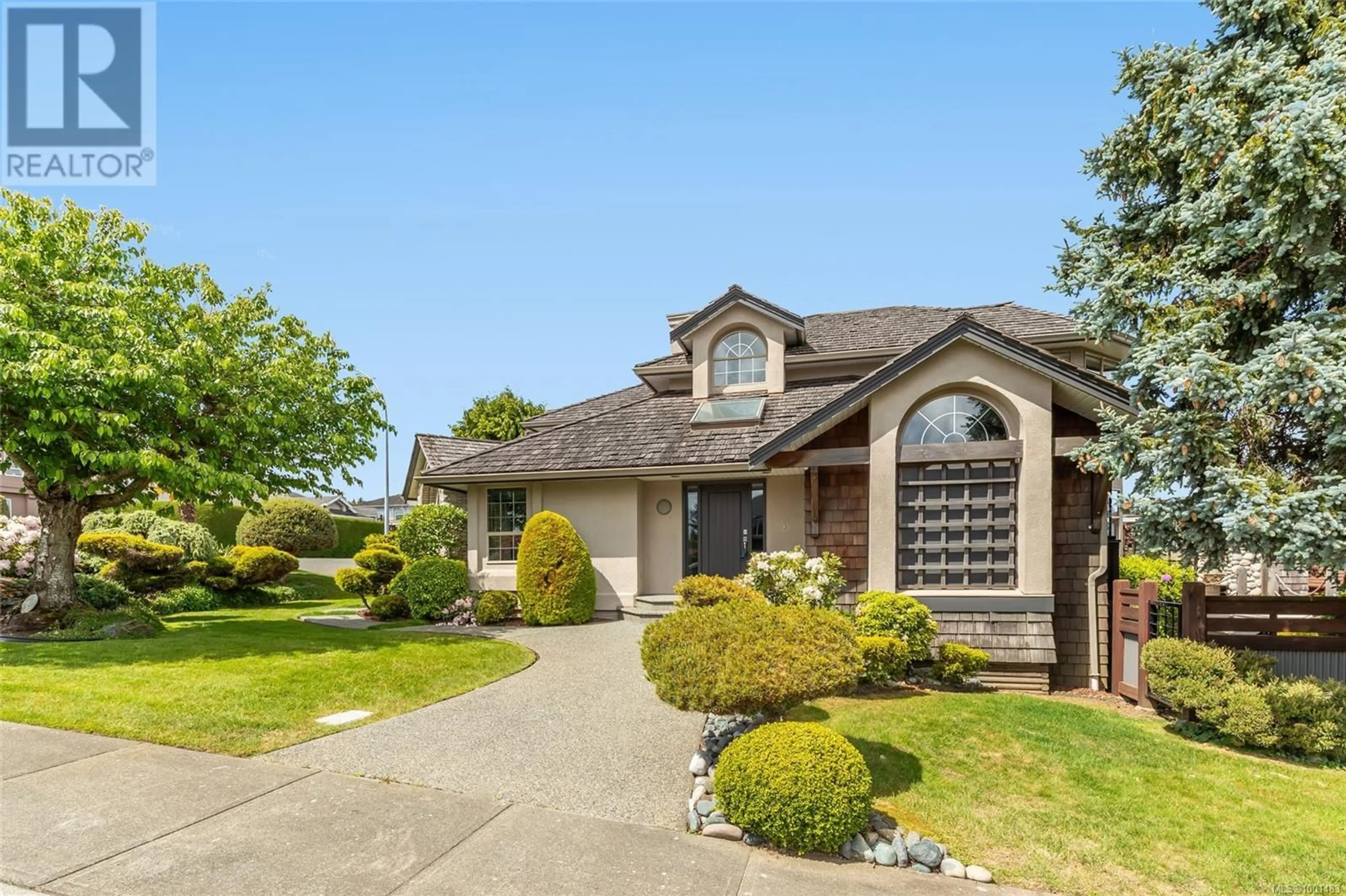 Home with vinyl exterior material, street for 6350 GROVELAND DRIVE, Nanaimo British Columbia V9V1N5