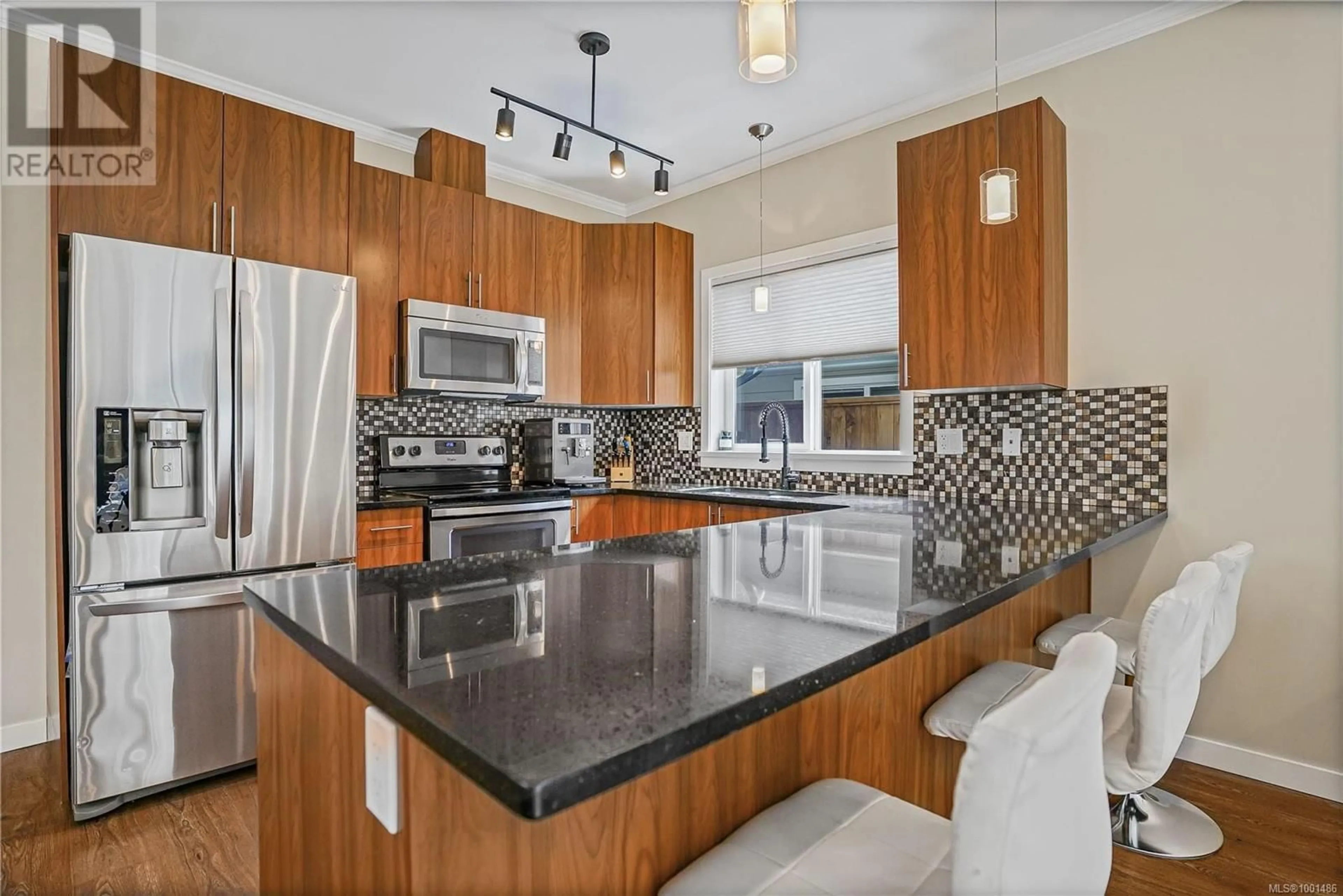 Contemporary kitchen, ceramic/tile floor for 2919 BURLINGTON CRESCENT, Langford British Columbia V9B0K6