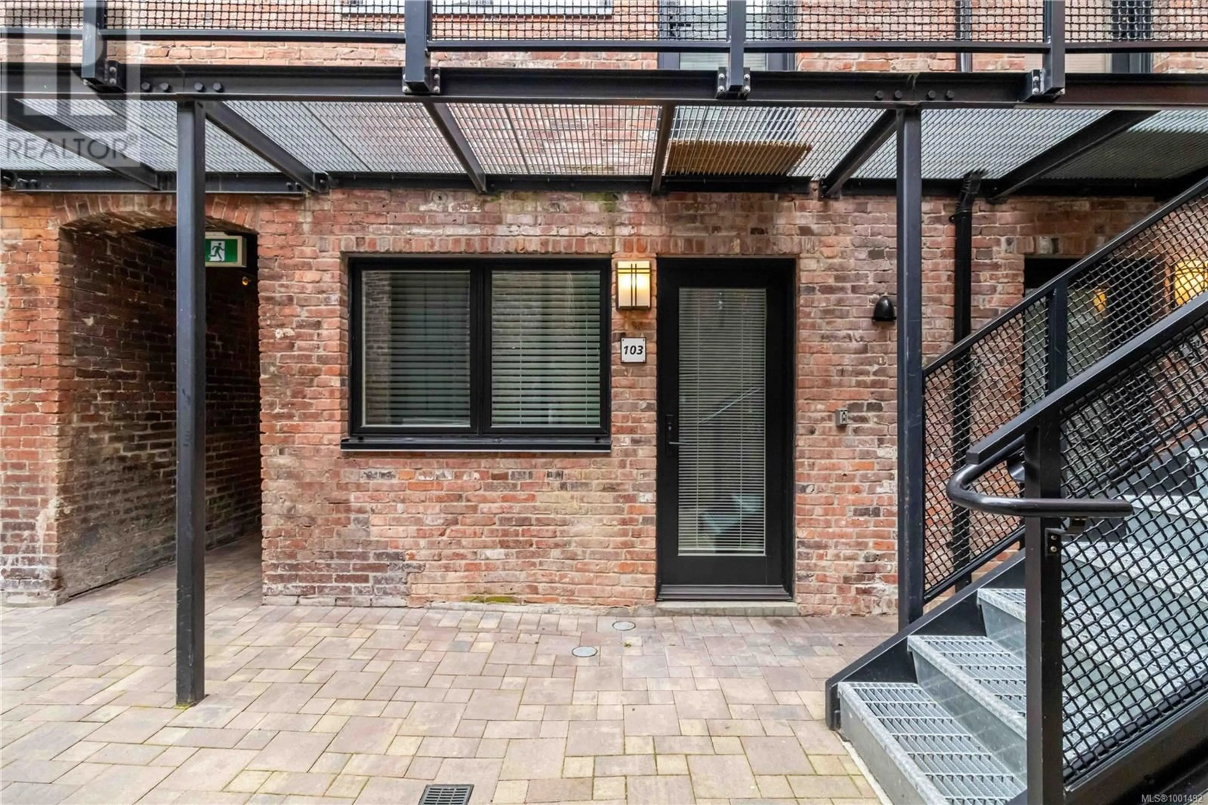 Unknown for 103 - 535 FISGARD STREET, Victoria British Columbia V8W1R3