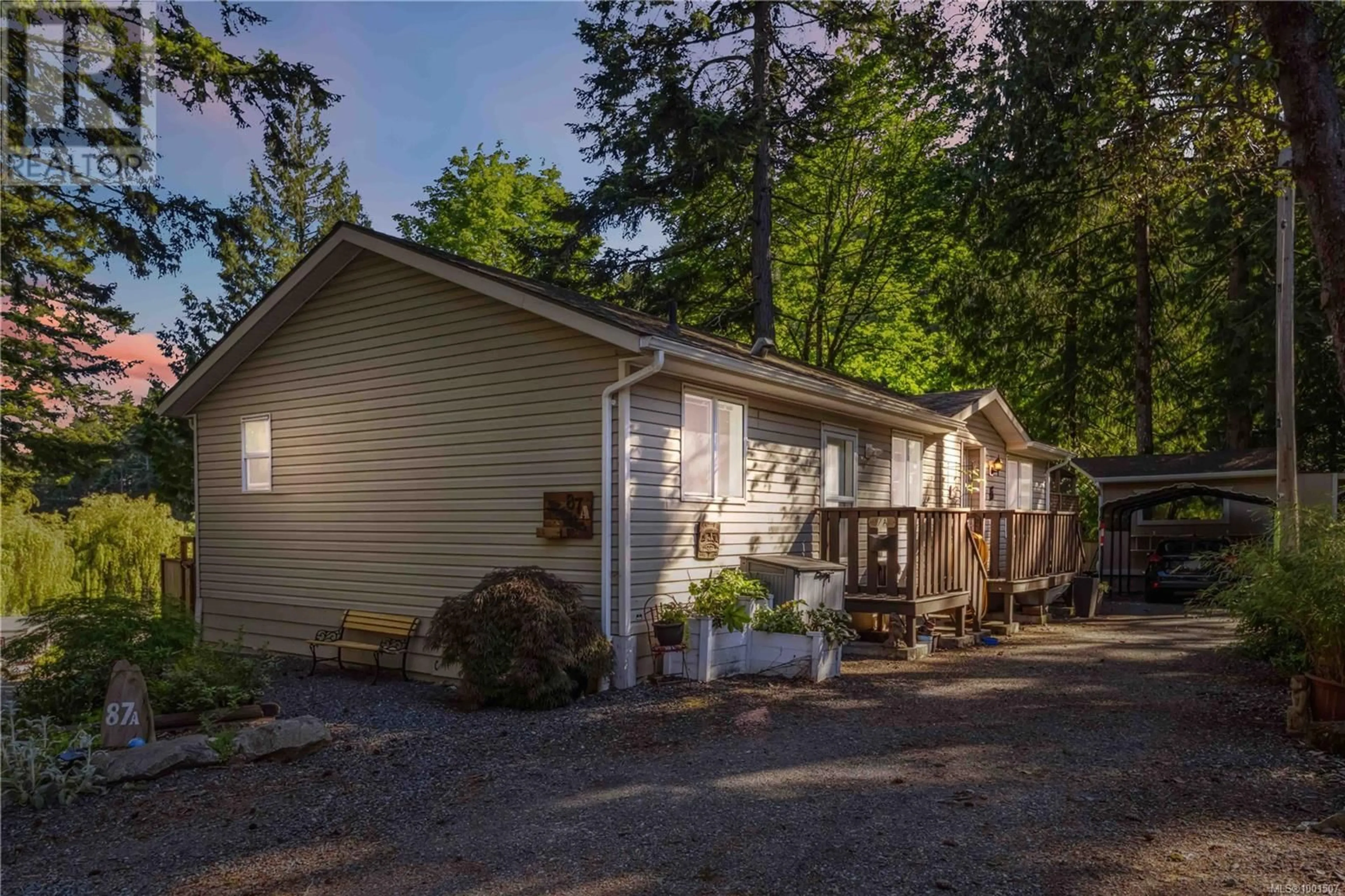 Home with vinyl exterior material, unknown for 87A - 2500 FLORENCE LAKE ROAD, Langford British Columbia V9B4H2