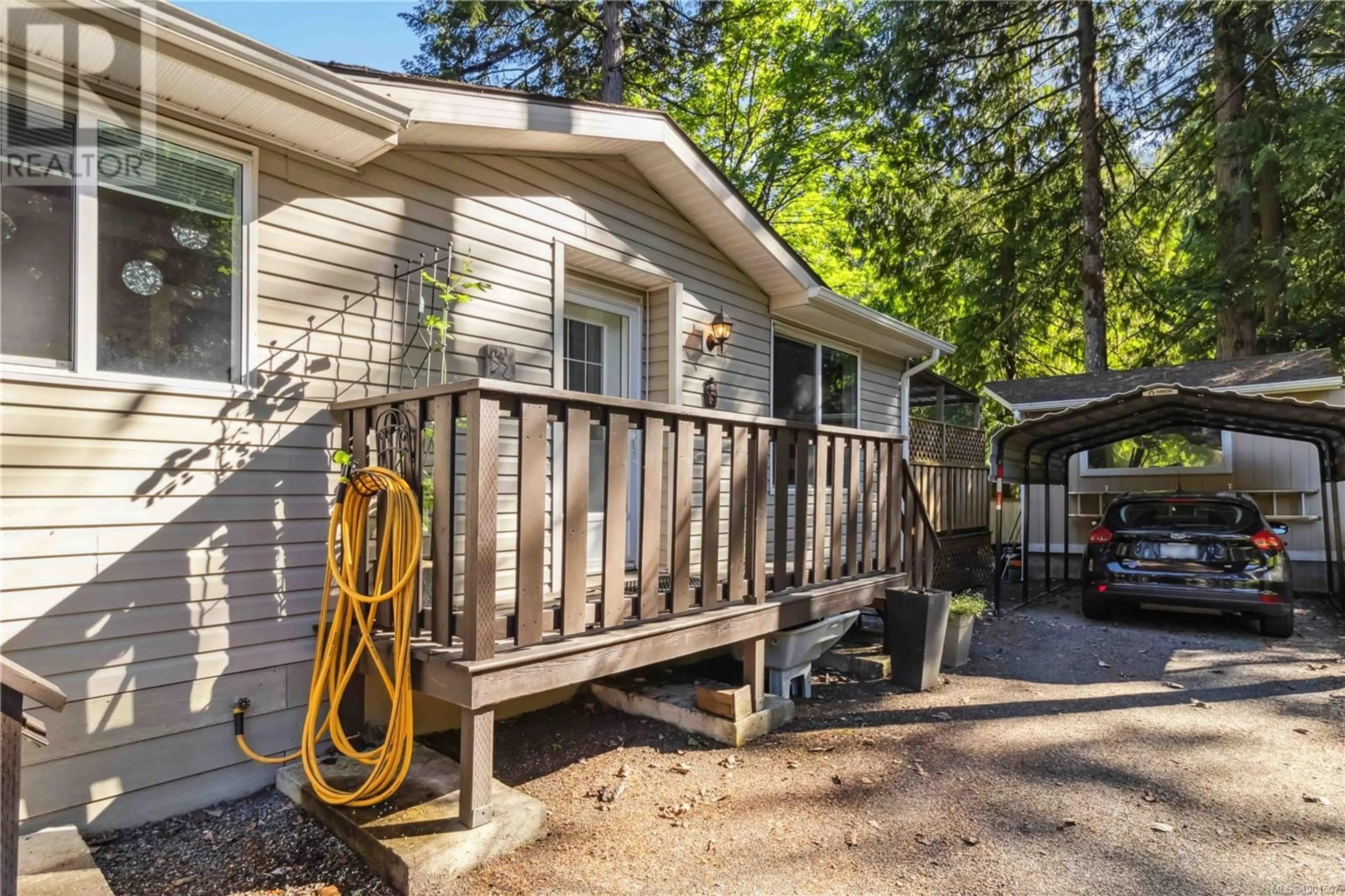 Home with vinyl exterior material, unknown for 87A - 2500 FLORENCE LAKE ROAD, Langford British Columbia V9B4H2