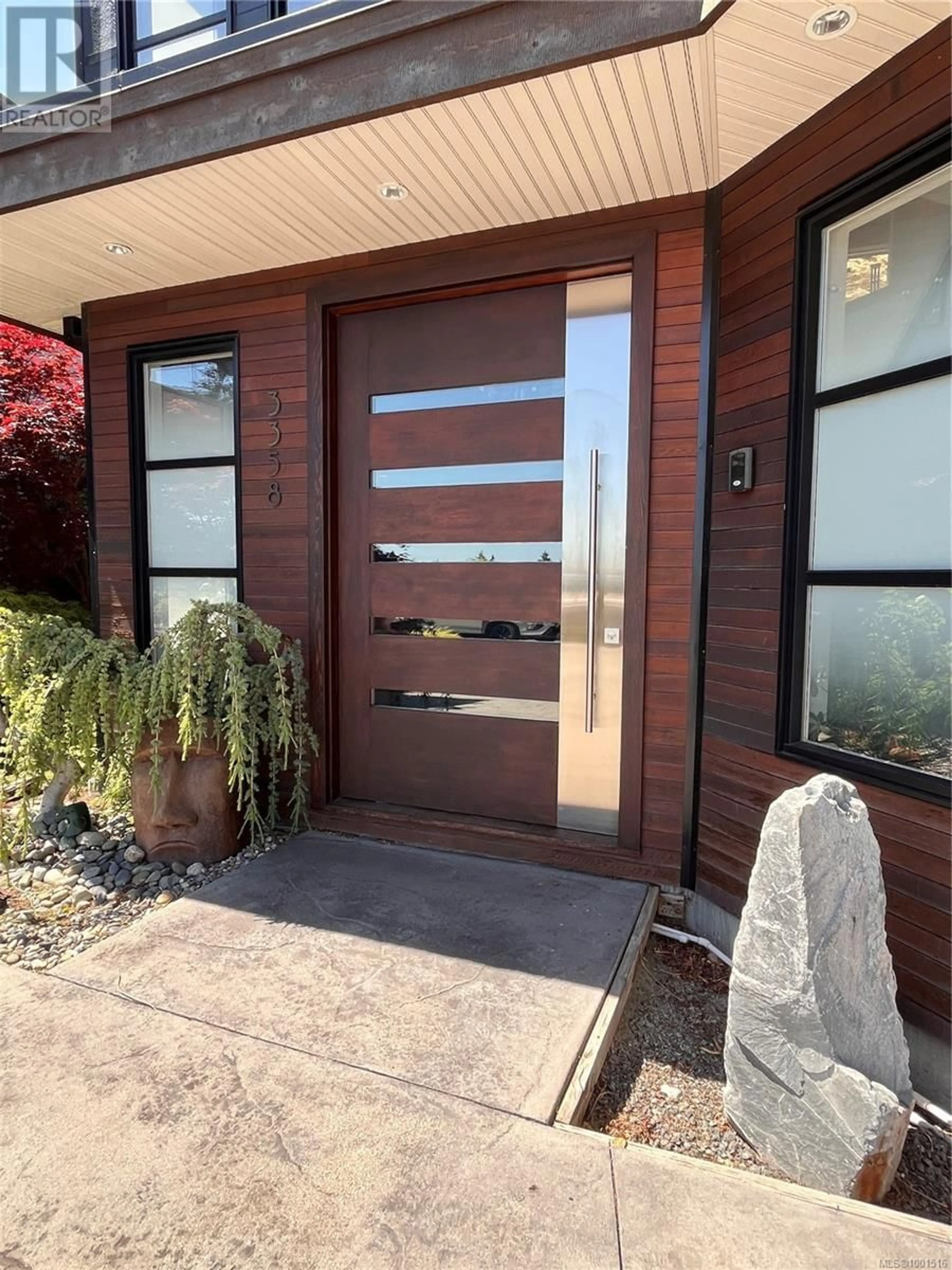 Indoor entryway for 3358 HAIDA DRIVE, Colwood British Columbia V9C3P1