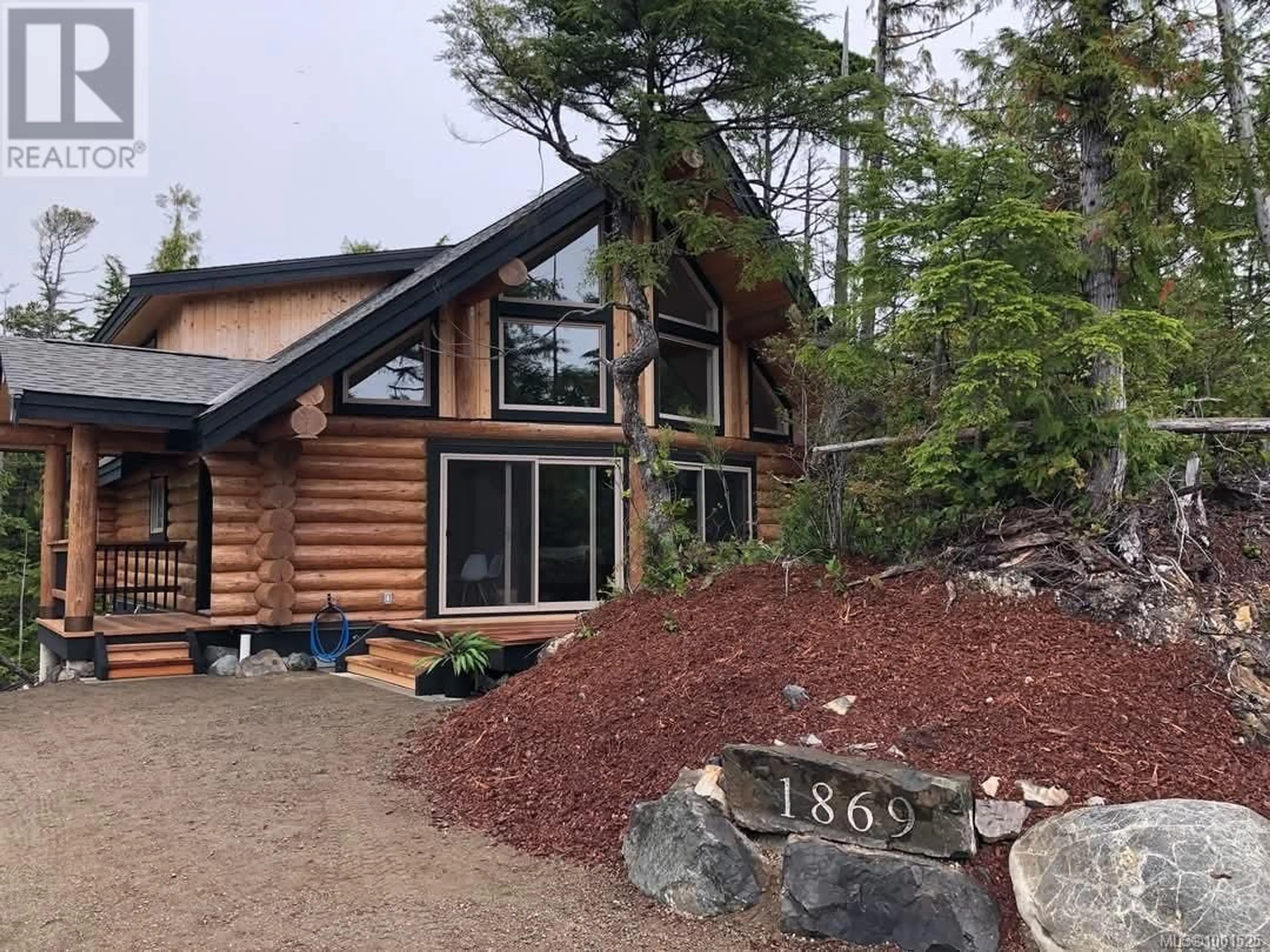 Home with vinyl exterior material, mountain view for 1869 CEDAR GROVE PLACE, Ucluelet British Columbia V0R3A0
