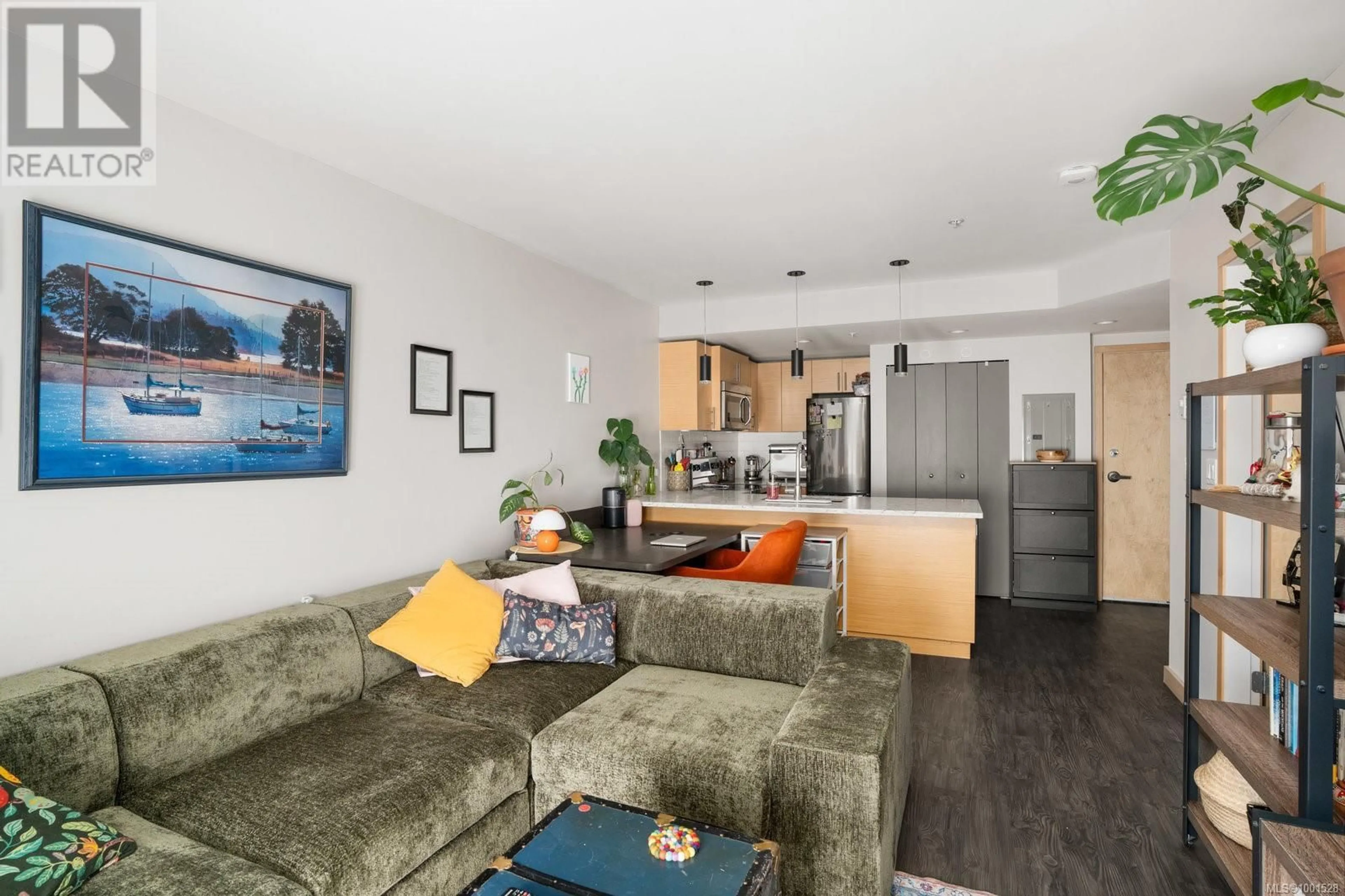 Living room with furniture, unknown for 202 - 787 TYEE ROAD, Victoria British Columbia V9A7R5