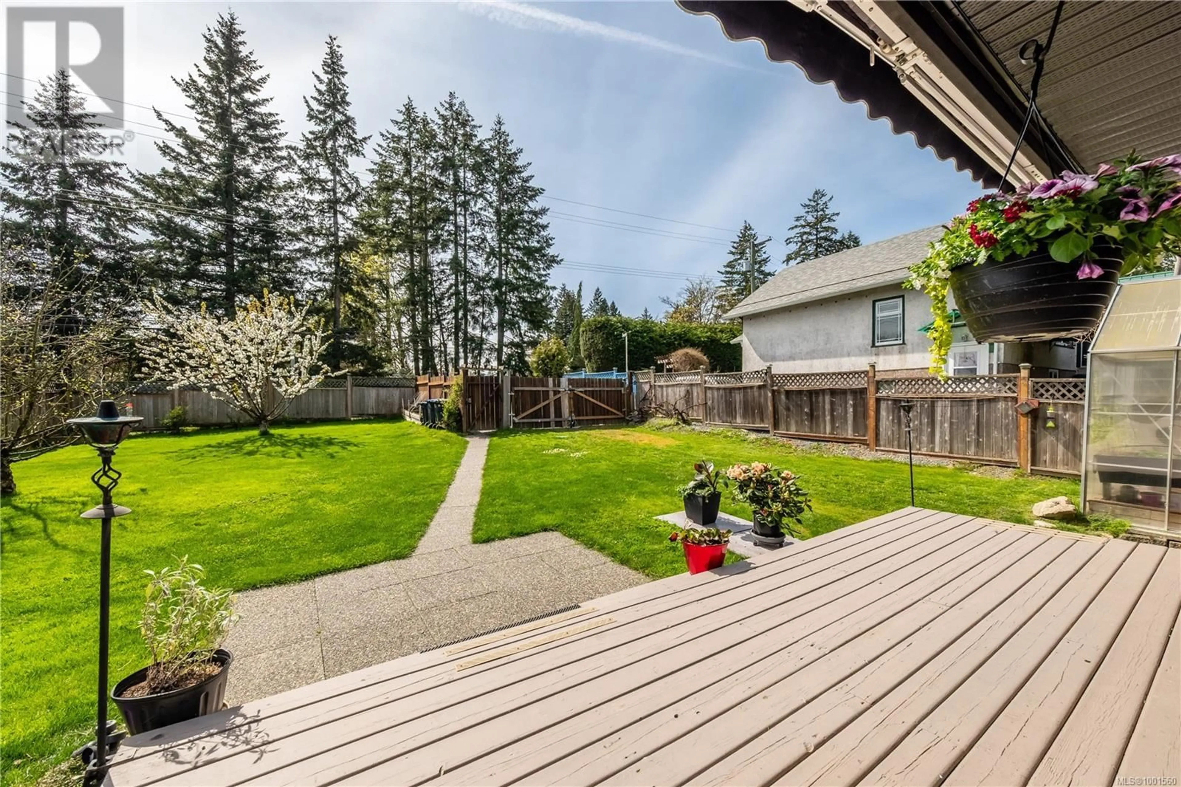 Patio, unknown for 1652 CEDAR ROAD, Nanaimo British Columbia V9X1L4