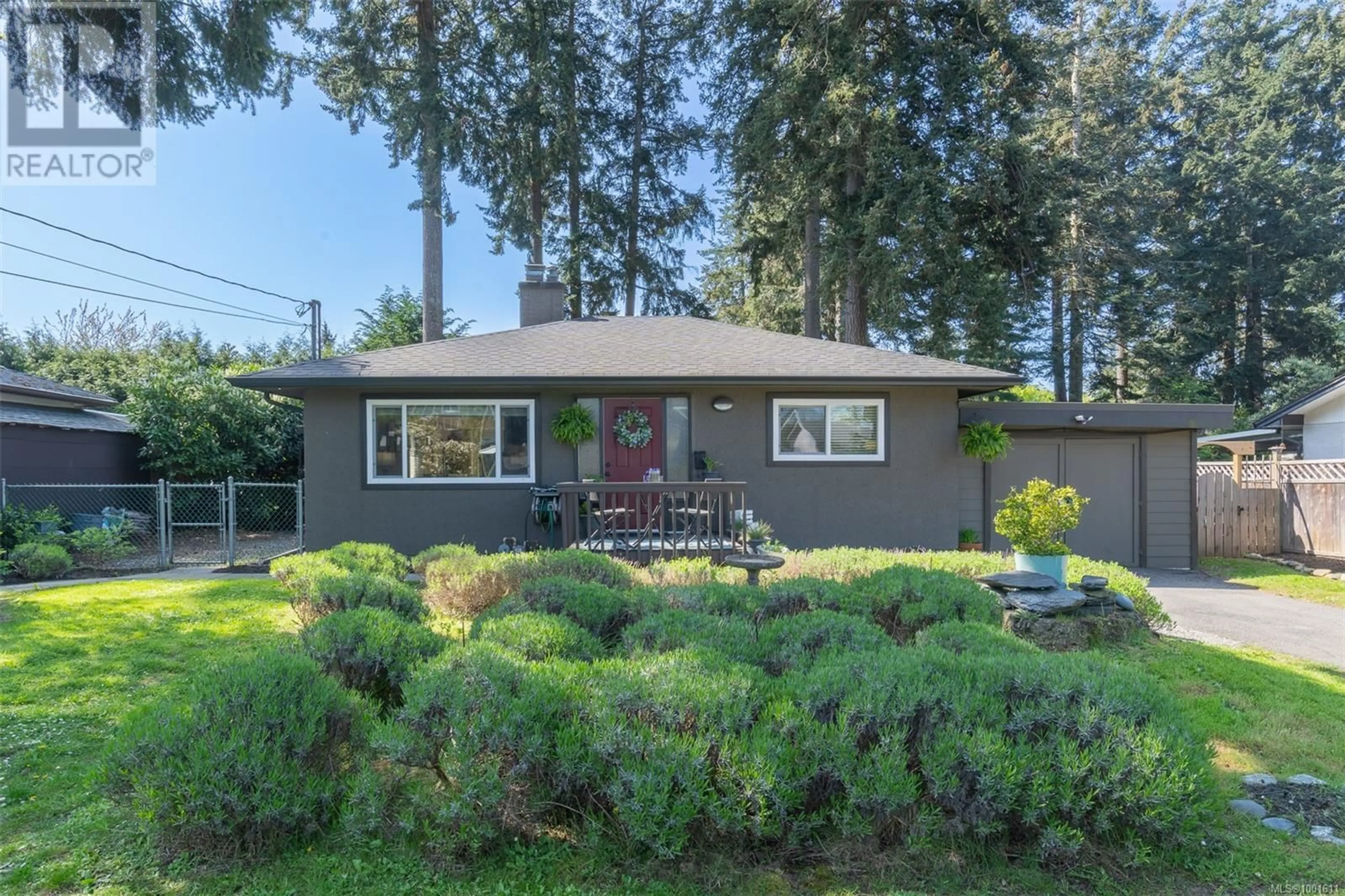 Home with vinyl exterior material, unknown for 455 TIPTON AVENUE, Colwood British Columbia V9C2B8