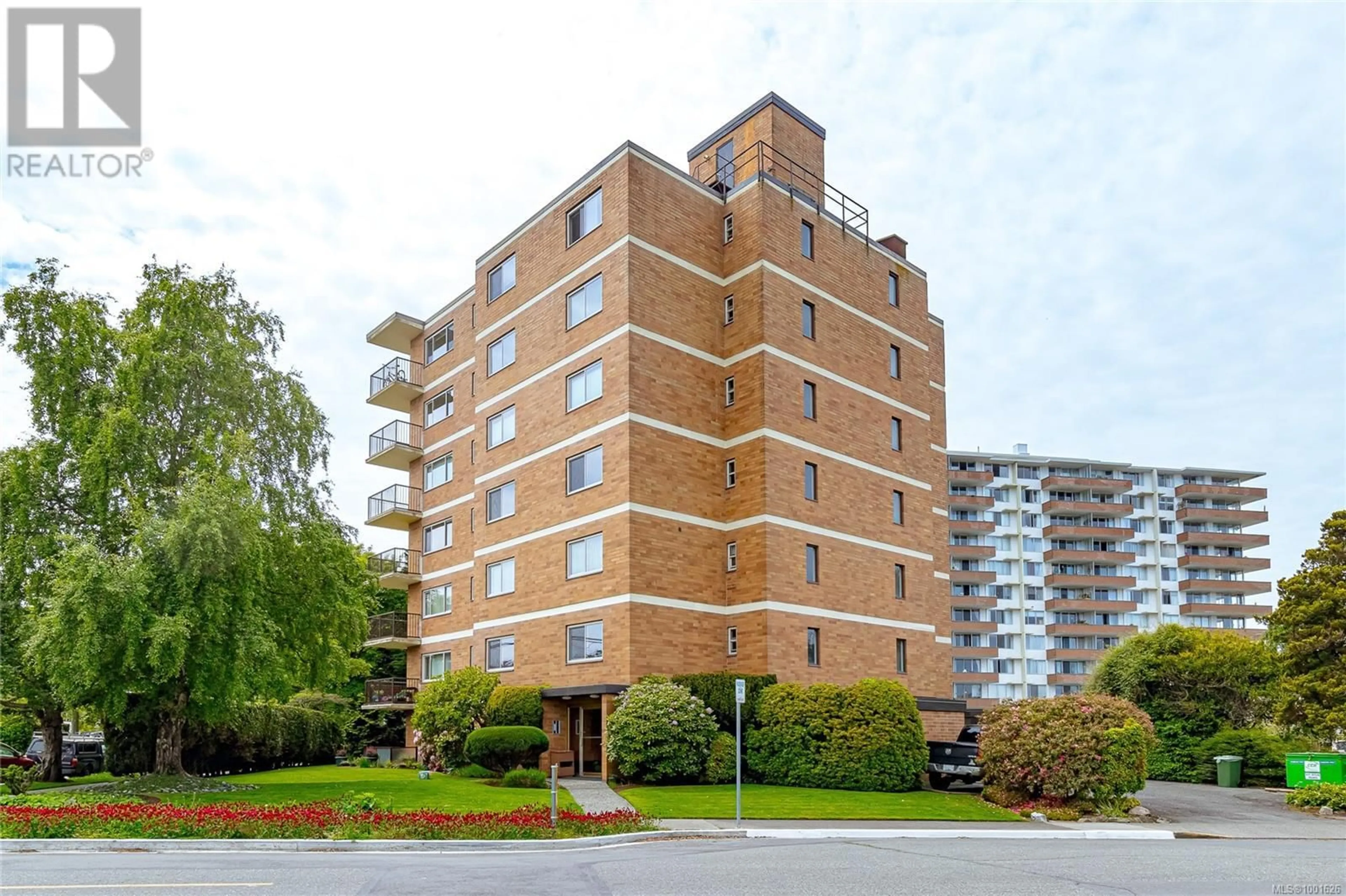 Unknown for 601 - 36 SOUTH TURNER STREET, Victoria British Columbia V8V2J6