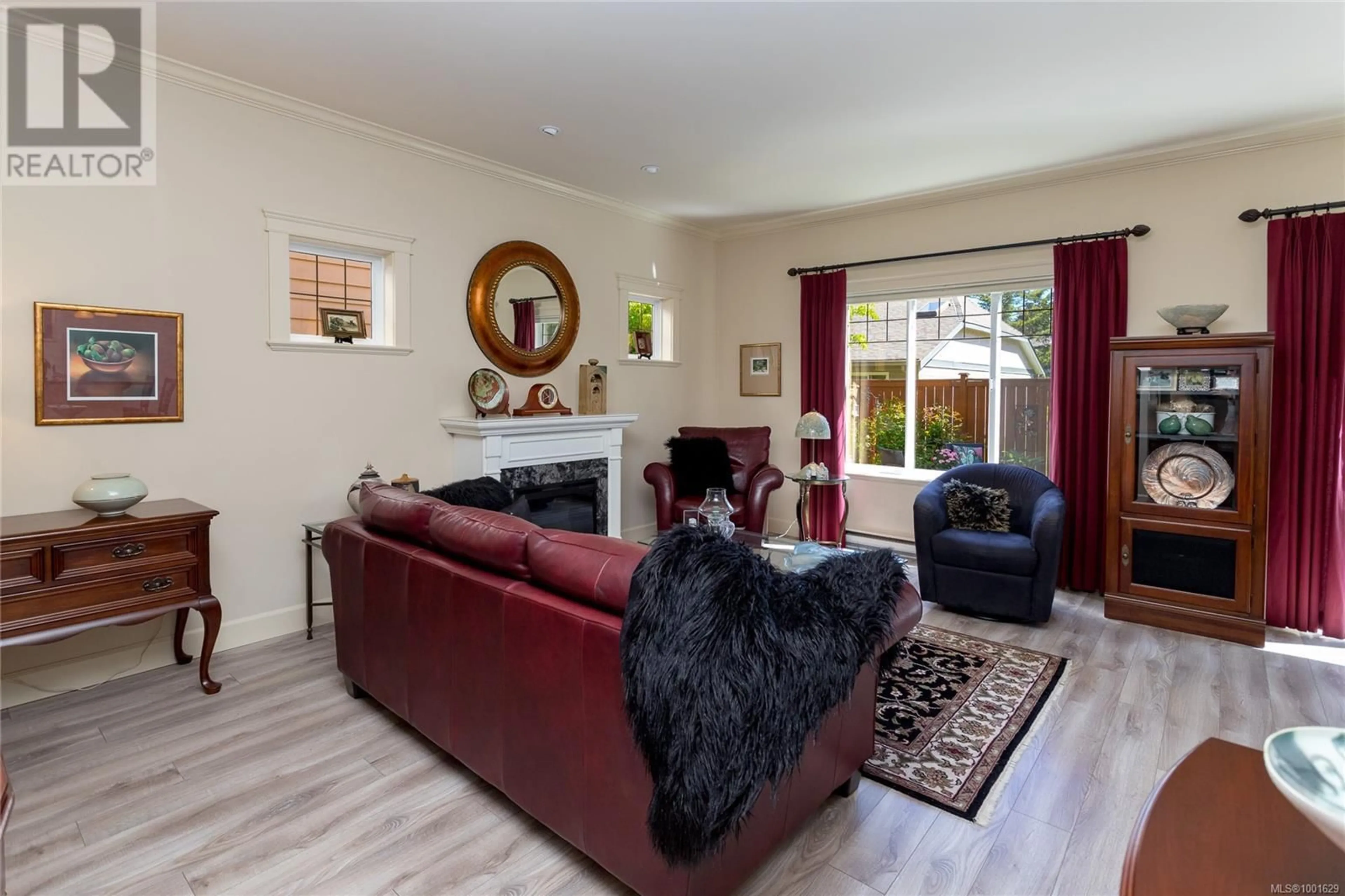 Living room with furniture, unknown for 10 - 2210 SOOKE ROAD, Colwood British Columbia V9B0E4