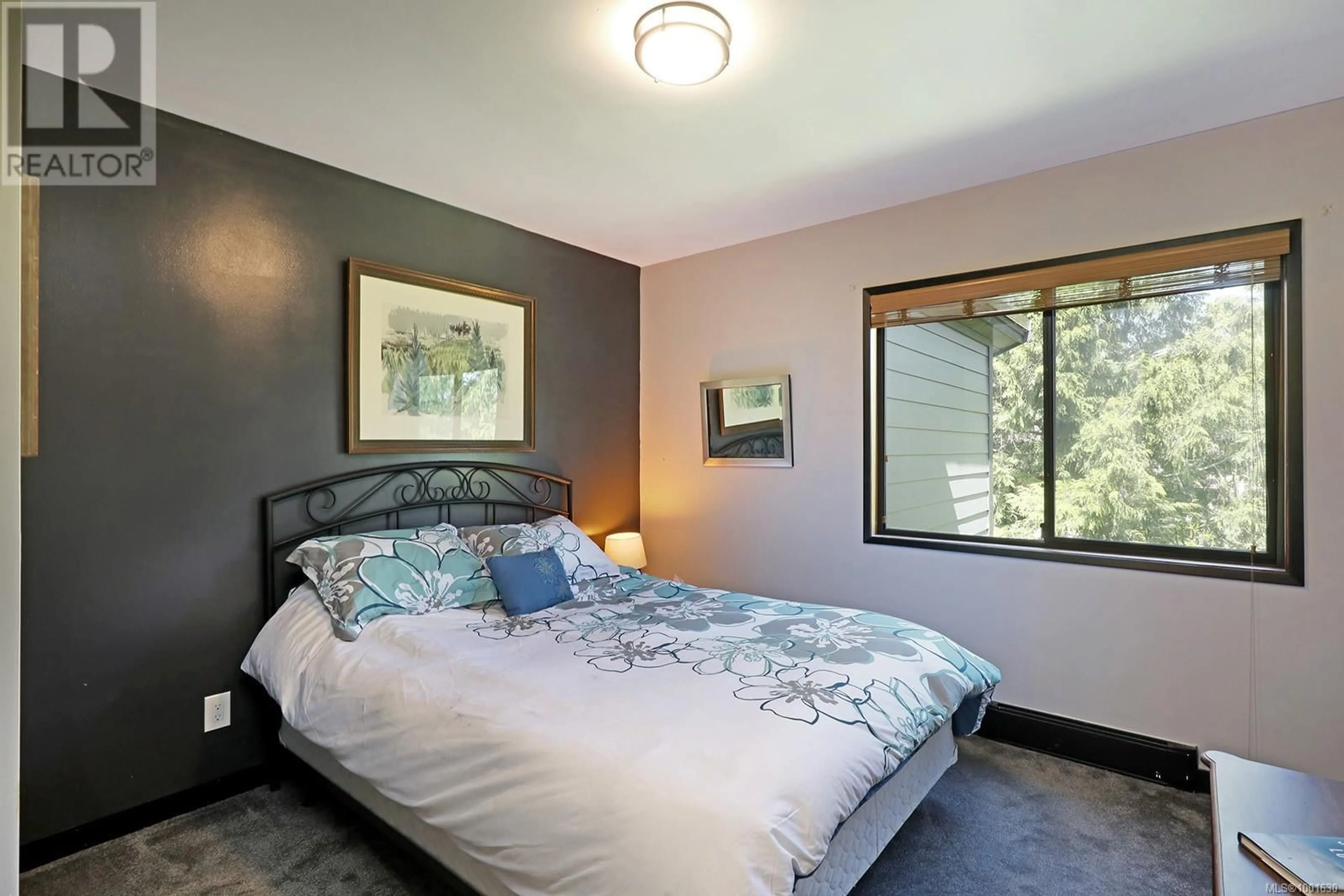 Bedroom with bed, unknown for 2897 CALEDON CRESCENT, Courtenay British Columbia V9N7E1