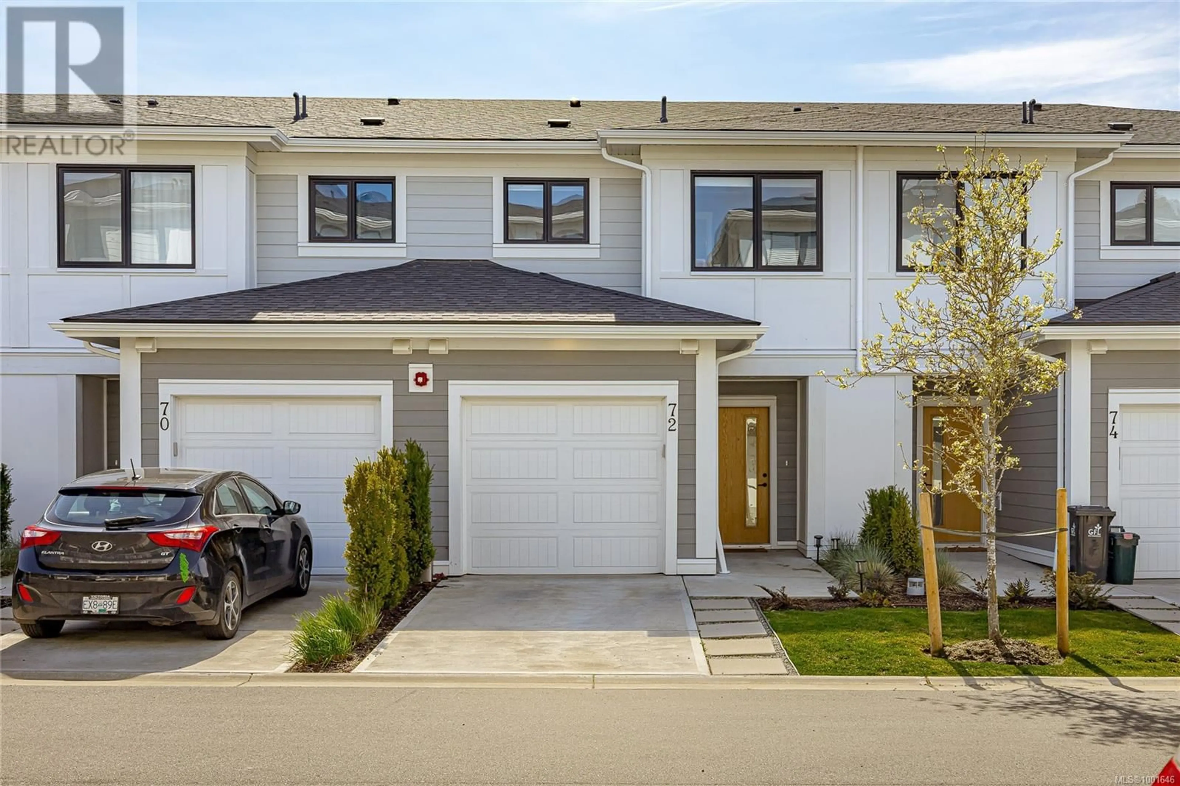 Home with vinyl exterior material, street for 72 - 255 CASPIAN DRIVE, Colwood British Columbia V9C0R9