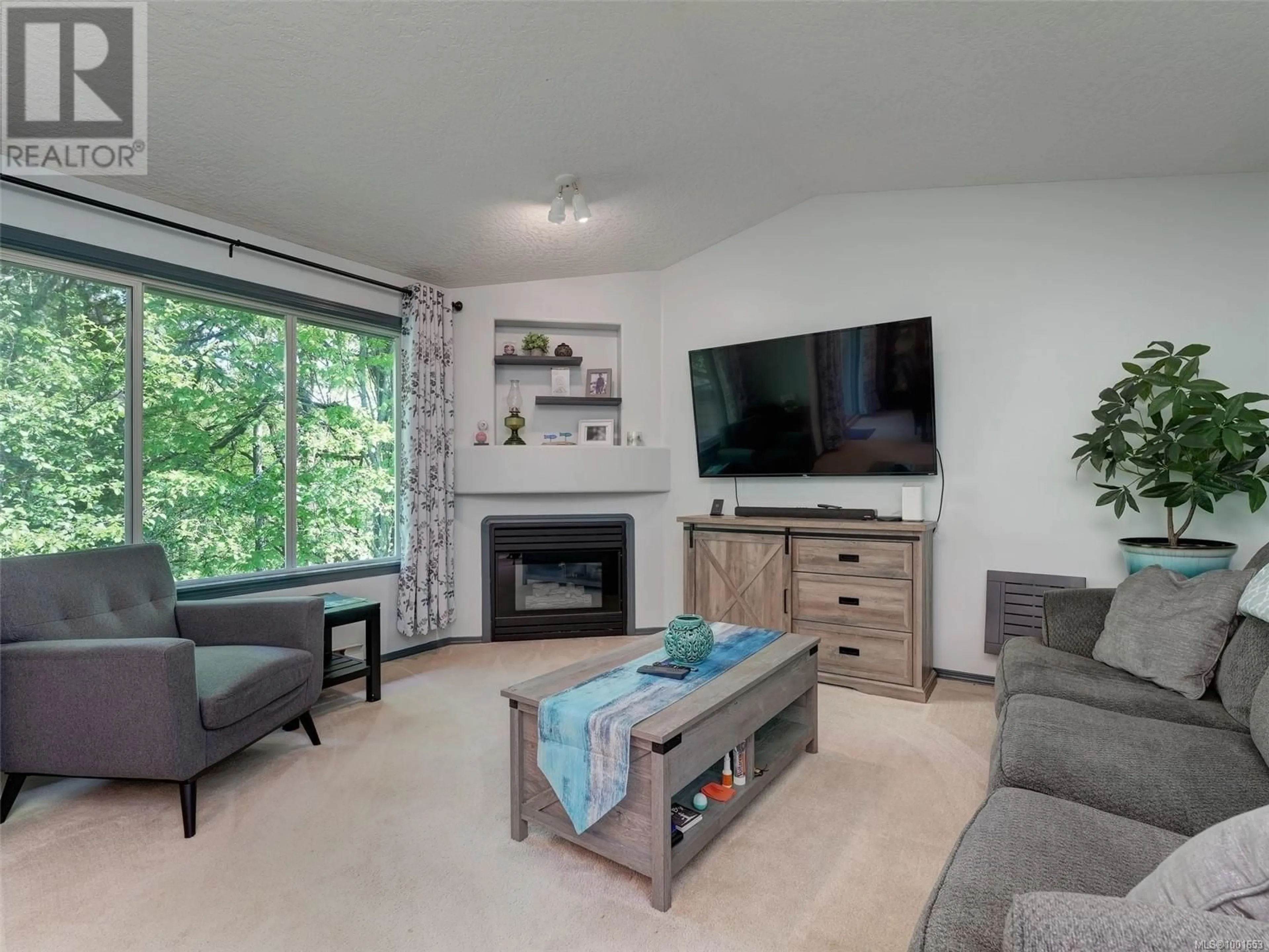Living room with furniture, unknown for 12 - 2190 DRENNAN STREET, Sooke British Columbia V9Z1J4