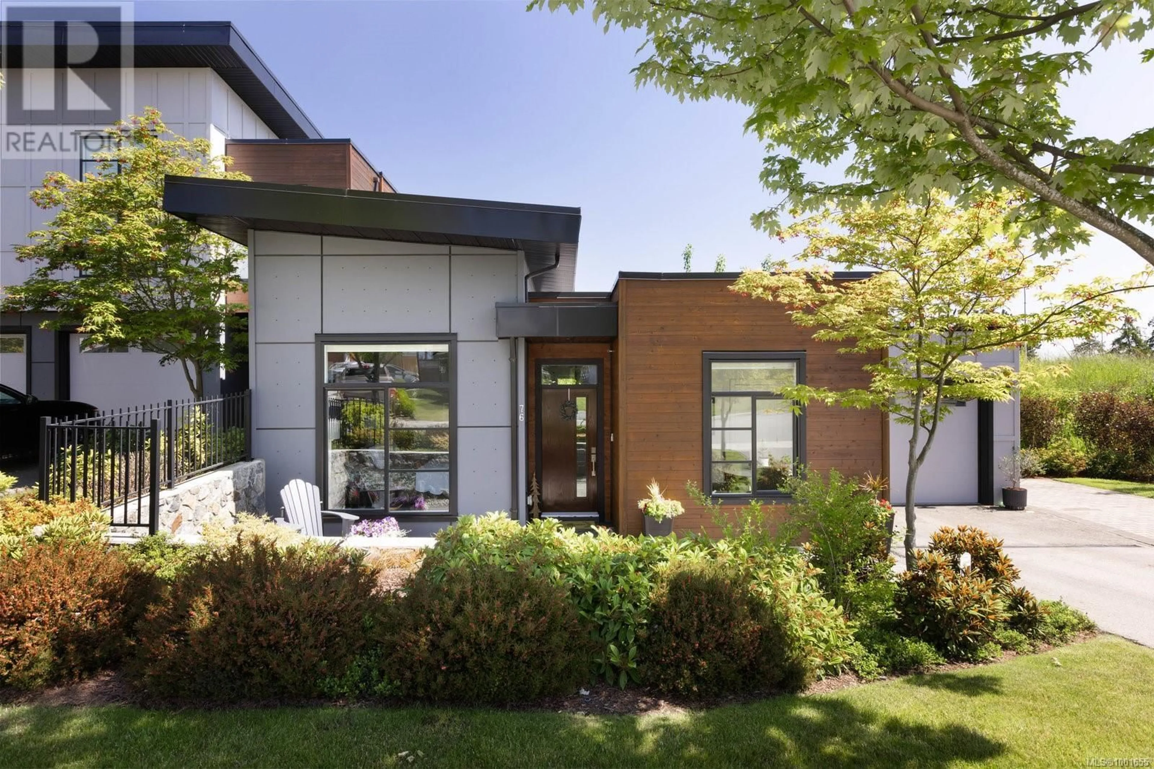 Home with brick exterior material, street for 76 ST. GILES STREET, View Royal British Columbia V8Z1P9