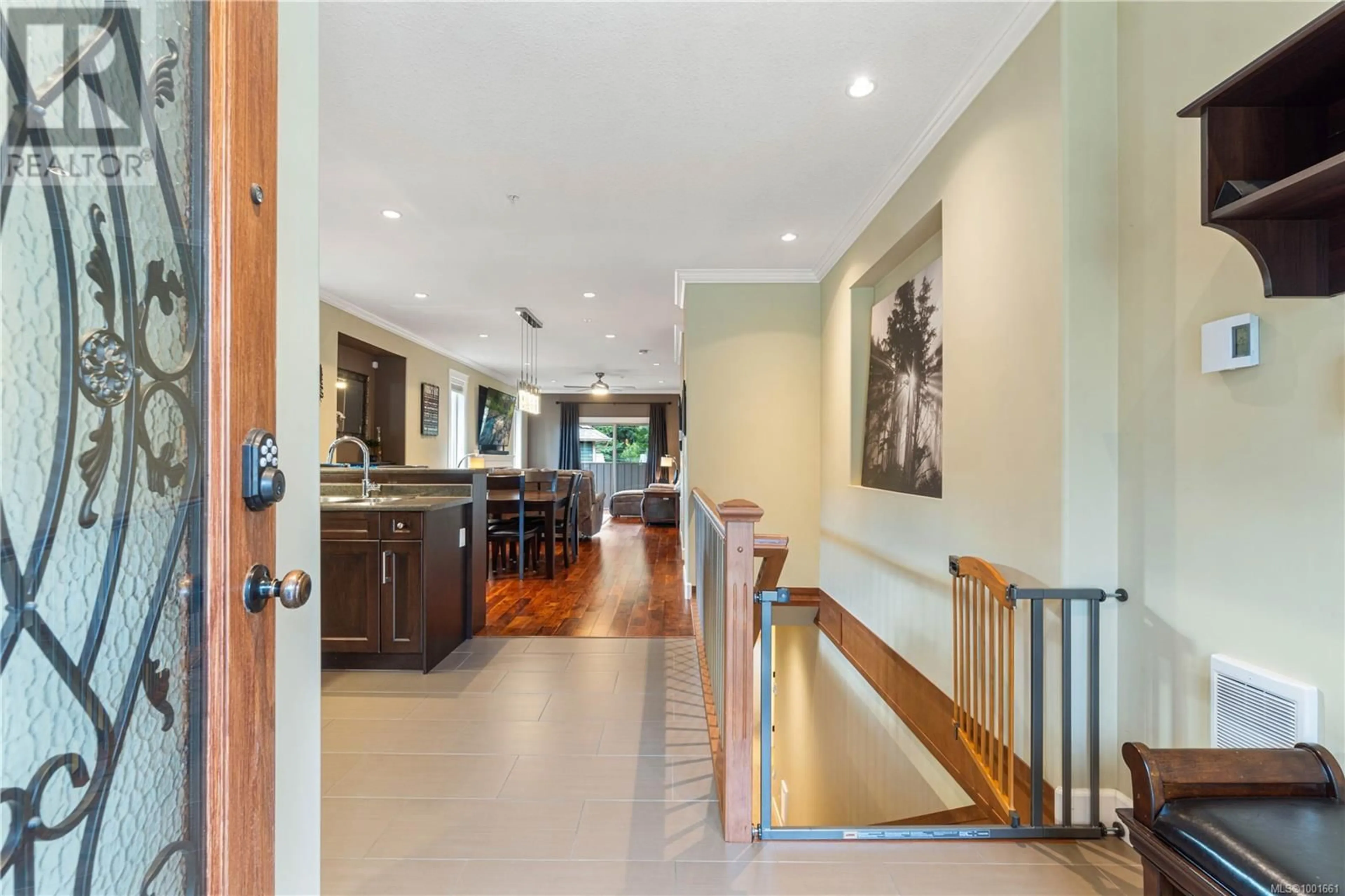 Indoor foyer for 3508 RADHA WAY, Nanaimo British Columbia V9T0C7