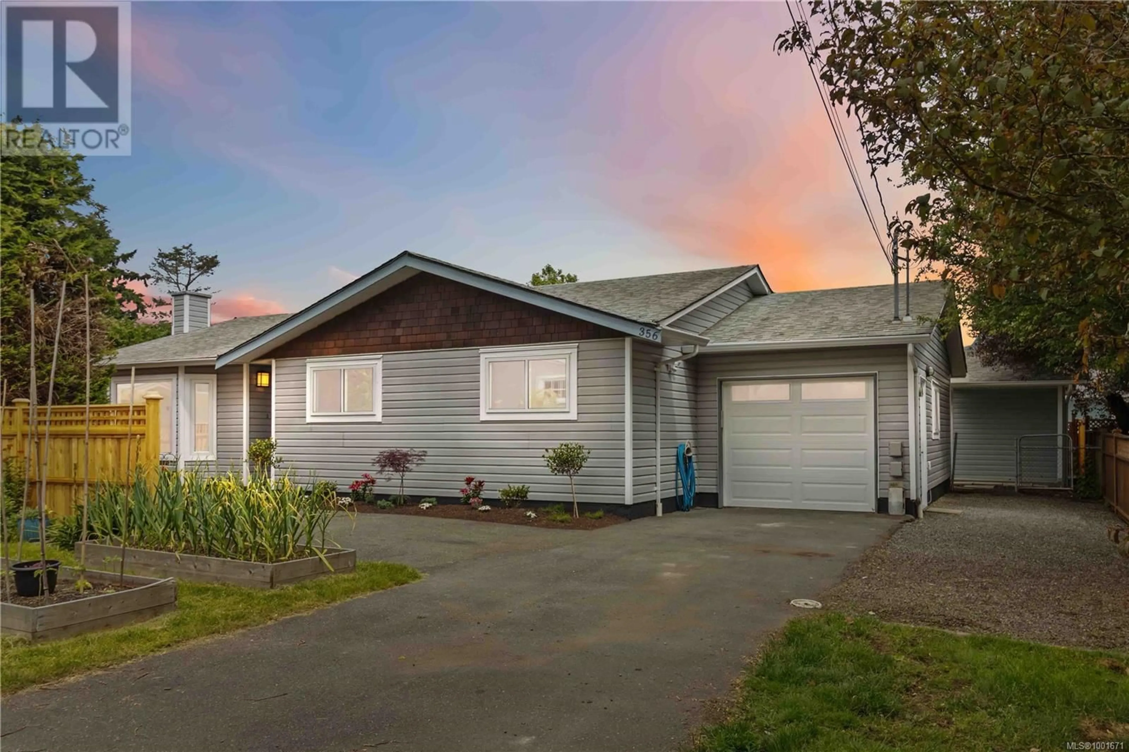 Home with vinyl exterior material, street for 356 CAMPBELL STREET, Duncan British Columbia V9L3H8