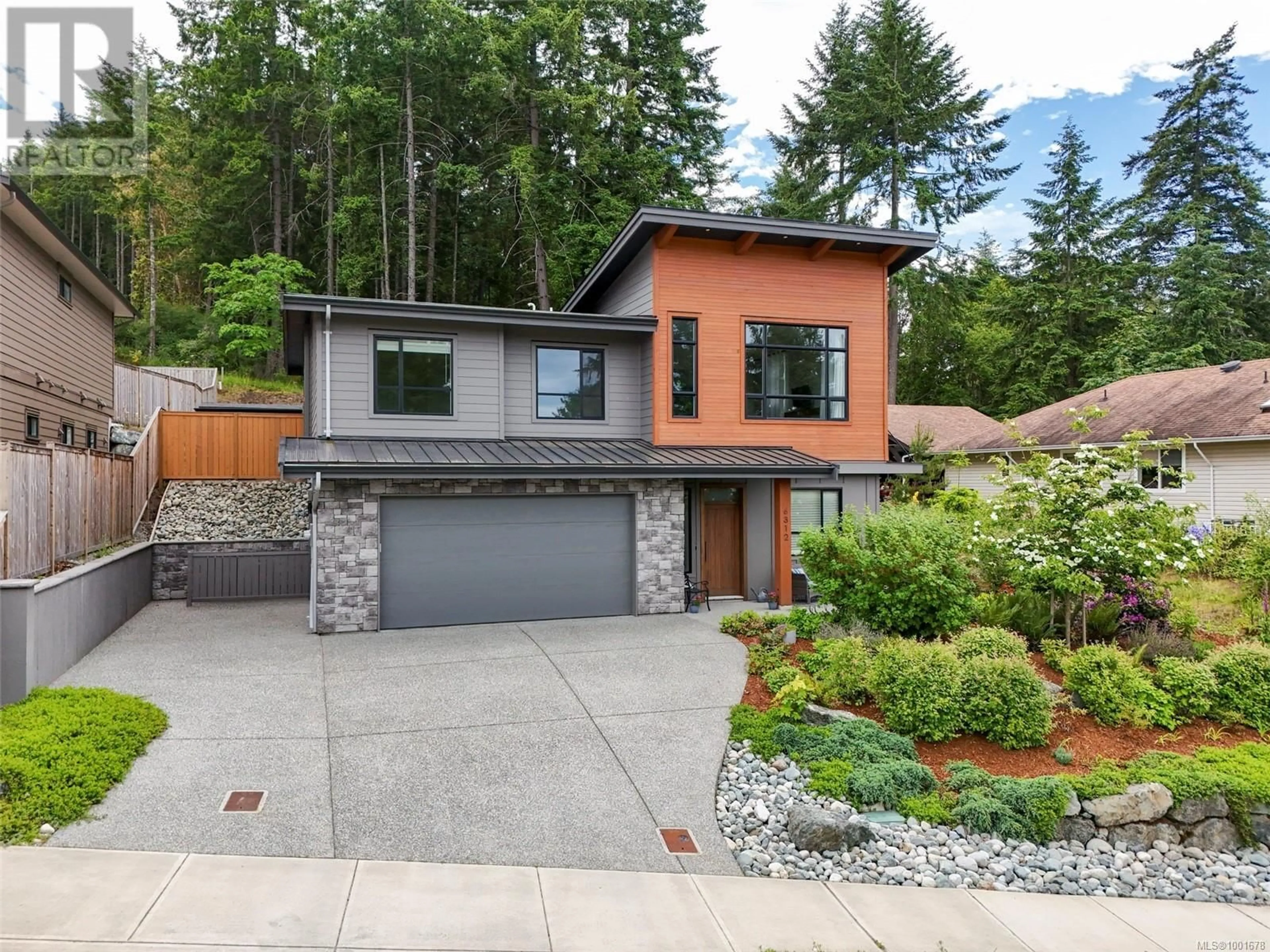 Home with brick exterior material, street for 6312 HIGHWOOD DRIVE, Duncan British Columbia V9L0H5