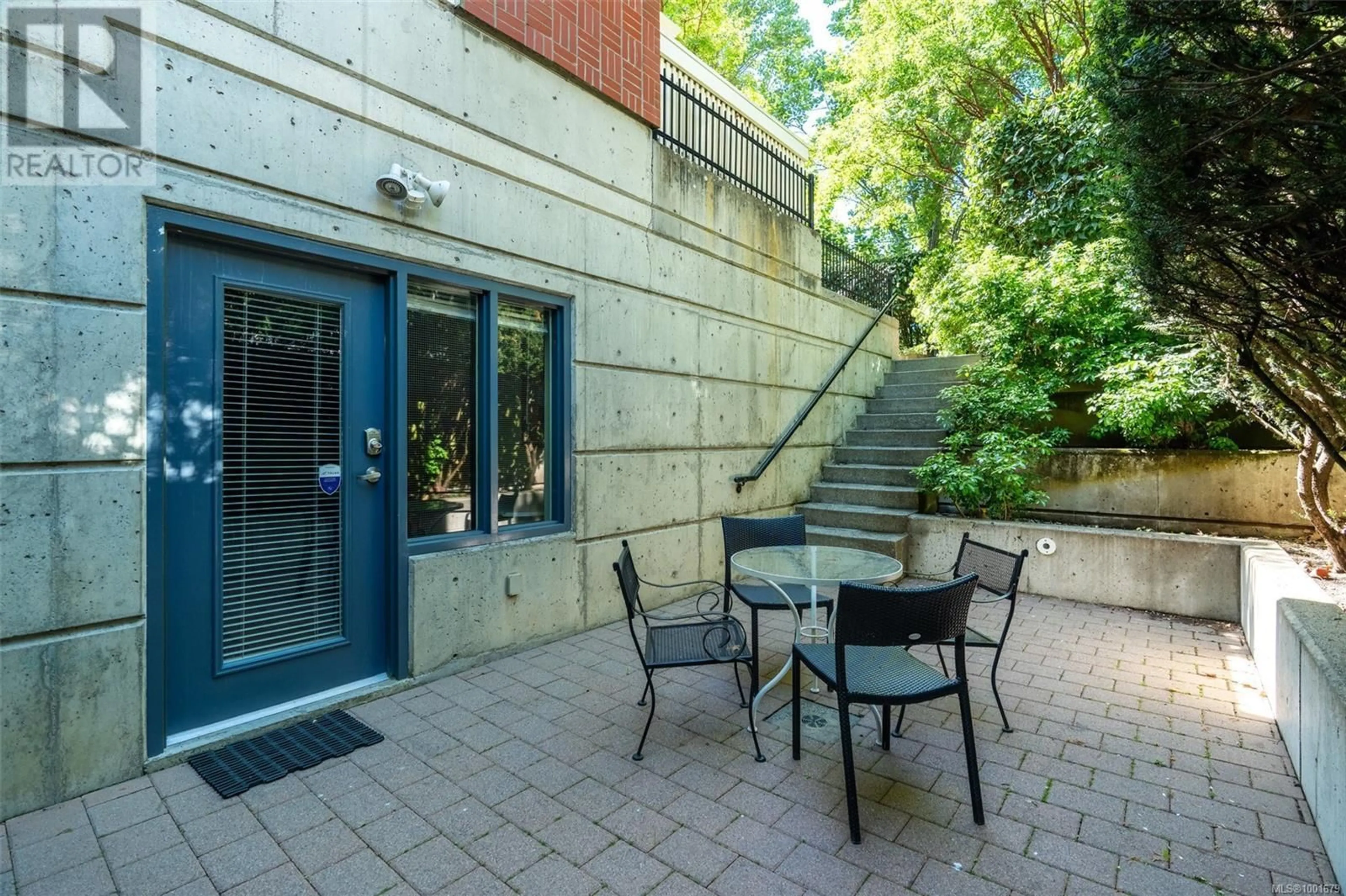 Patio, street for 1 - 370 WATERFRONT CRESCENT, Victoria British Columbia V8T5K3