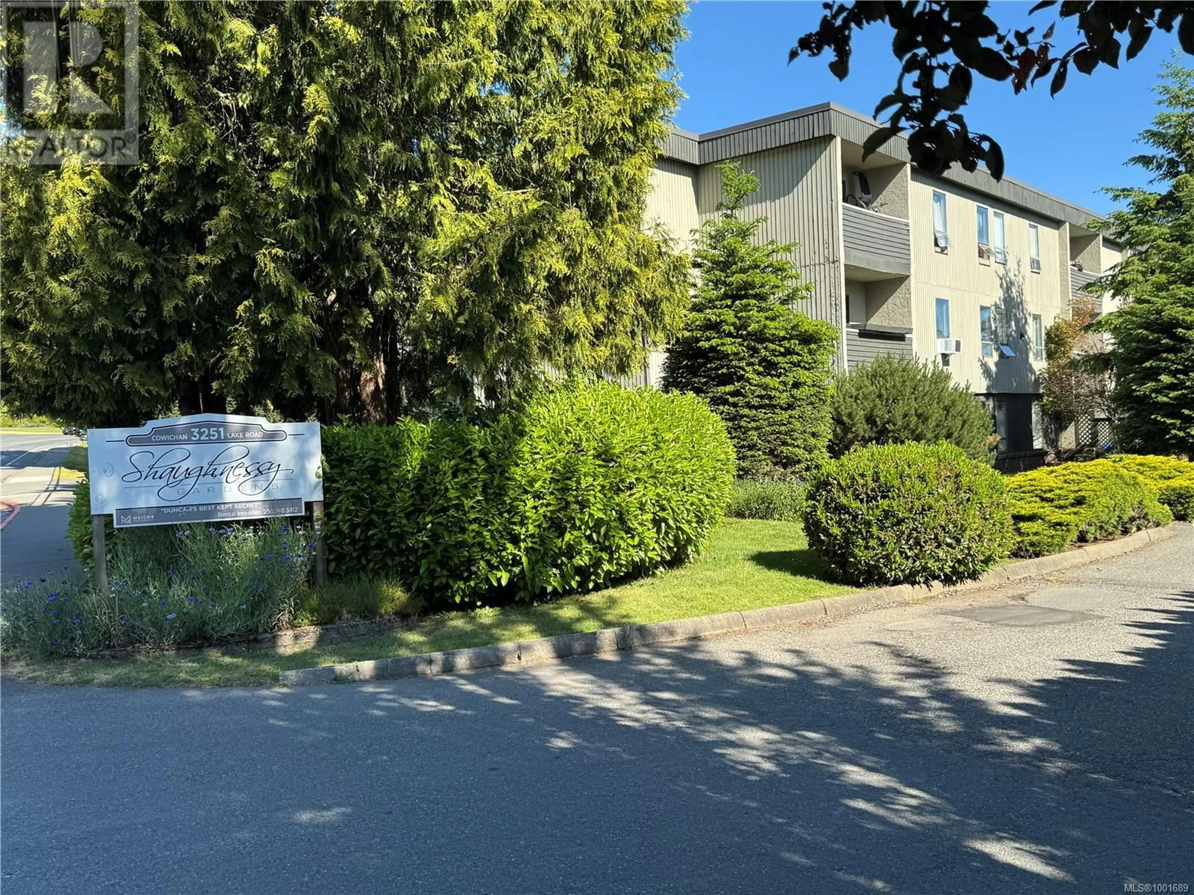 A pic from outside/outdoor area/front of a property/back of a property/a pic from drone, unknown for 308 - 3251 COWICHAN LAKE ROAD, Duncan British Columbia V9L4B8