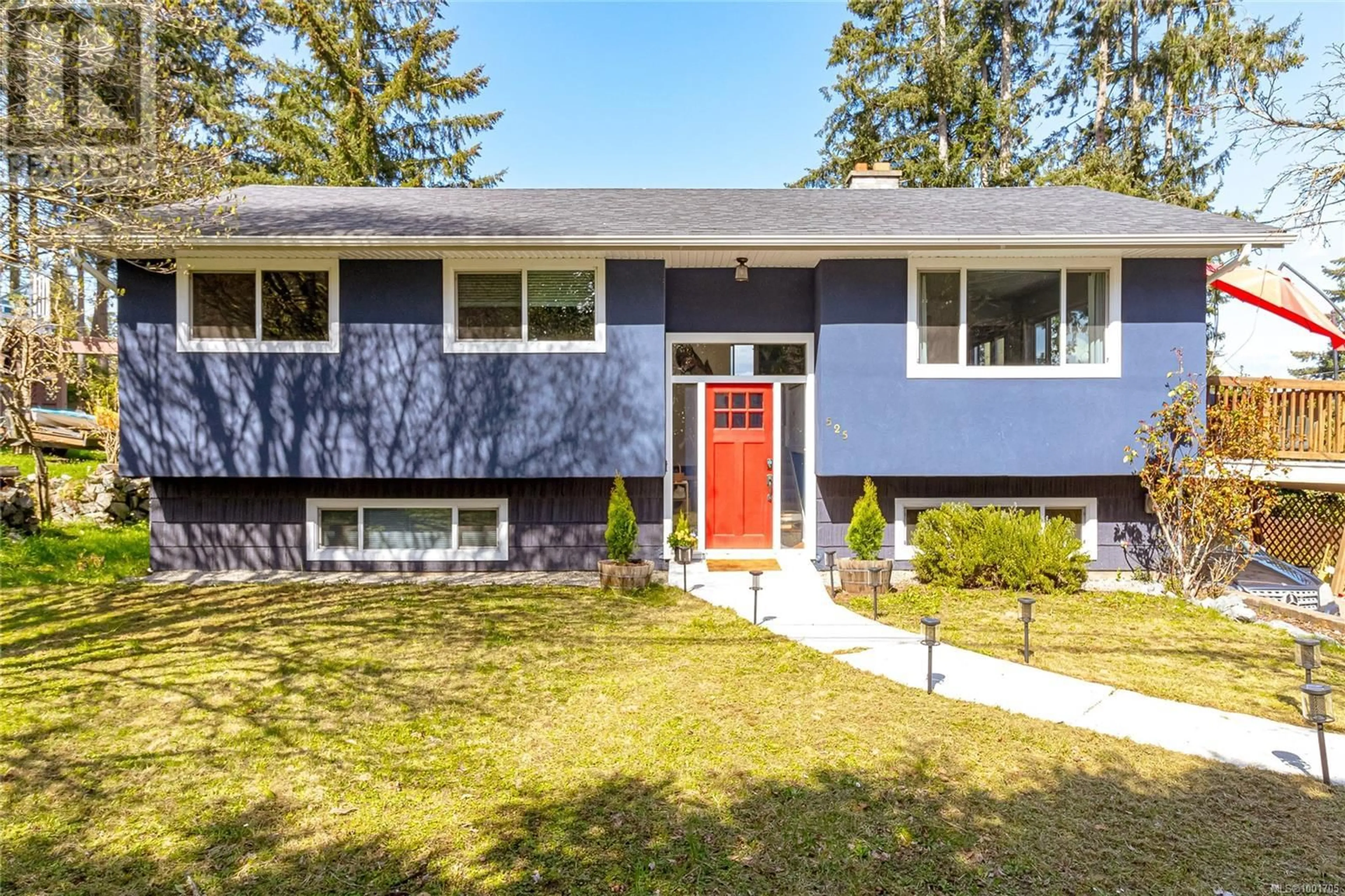 Home with vinyl exterior material, street for 525 NOOWICK ROAD, Mill Bay British Columbia V0R2P4