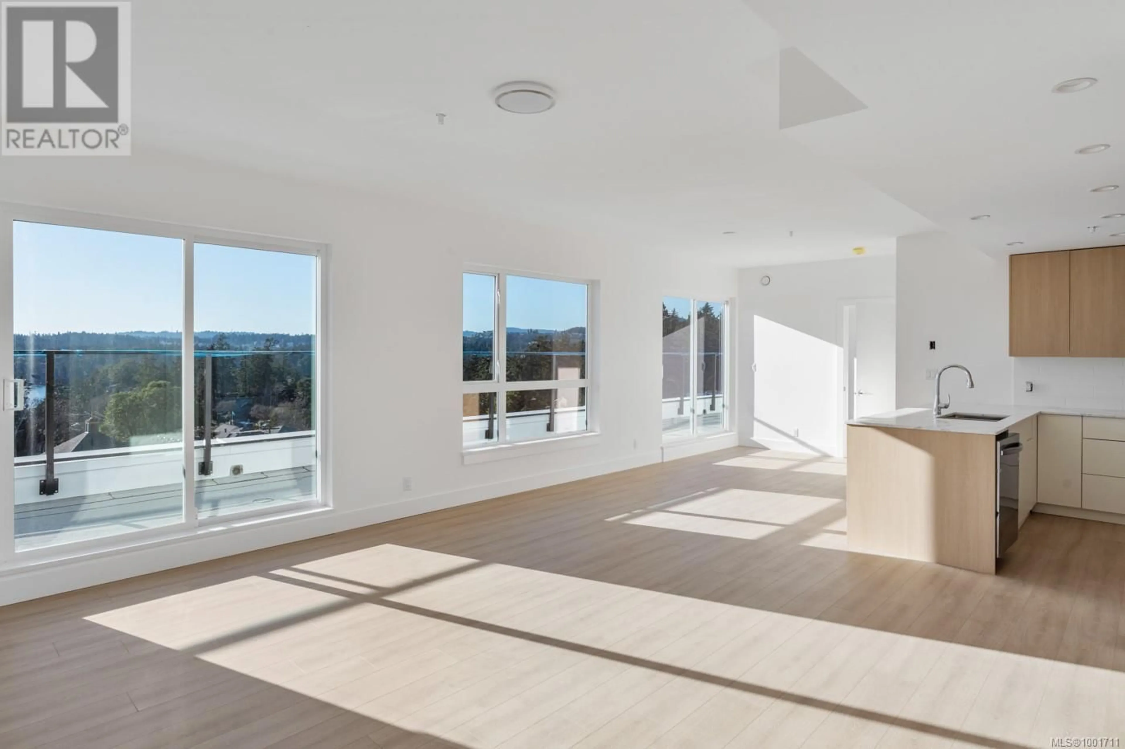 Unknown for 211 - 258 HELMCKEN ROAD, View Royal British Columbia X0X0X0