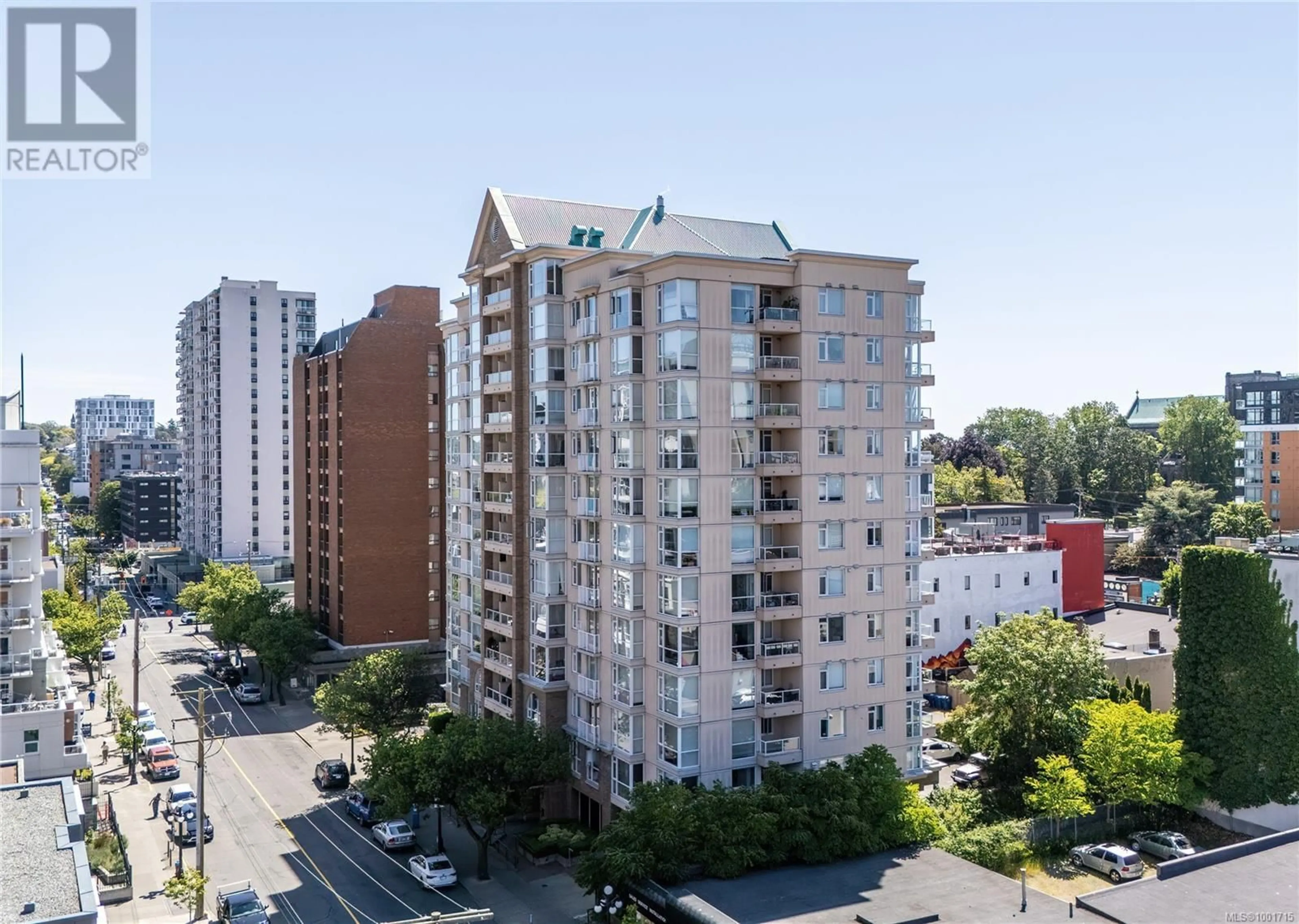 A pic from outside/outdoor area/front of a property/back of a property/a pic from drone, city buildings view from balcony for 502 - 835 VIEW STREET, Victoria British Columbia V8W3W8