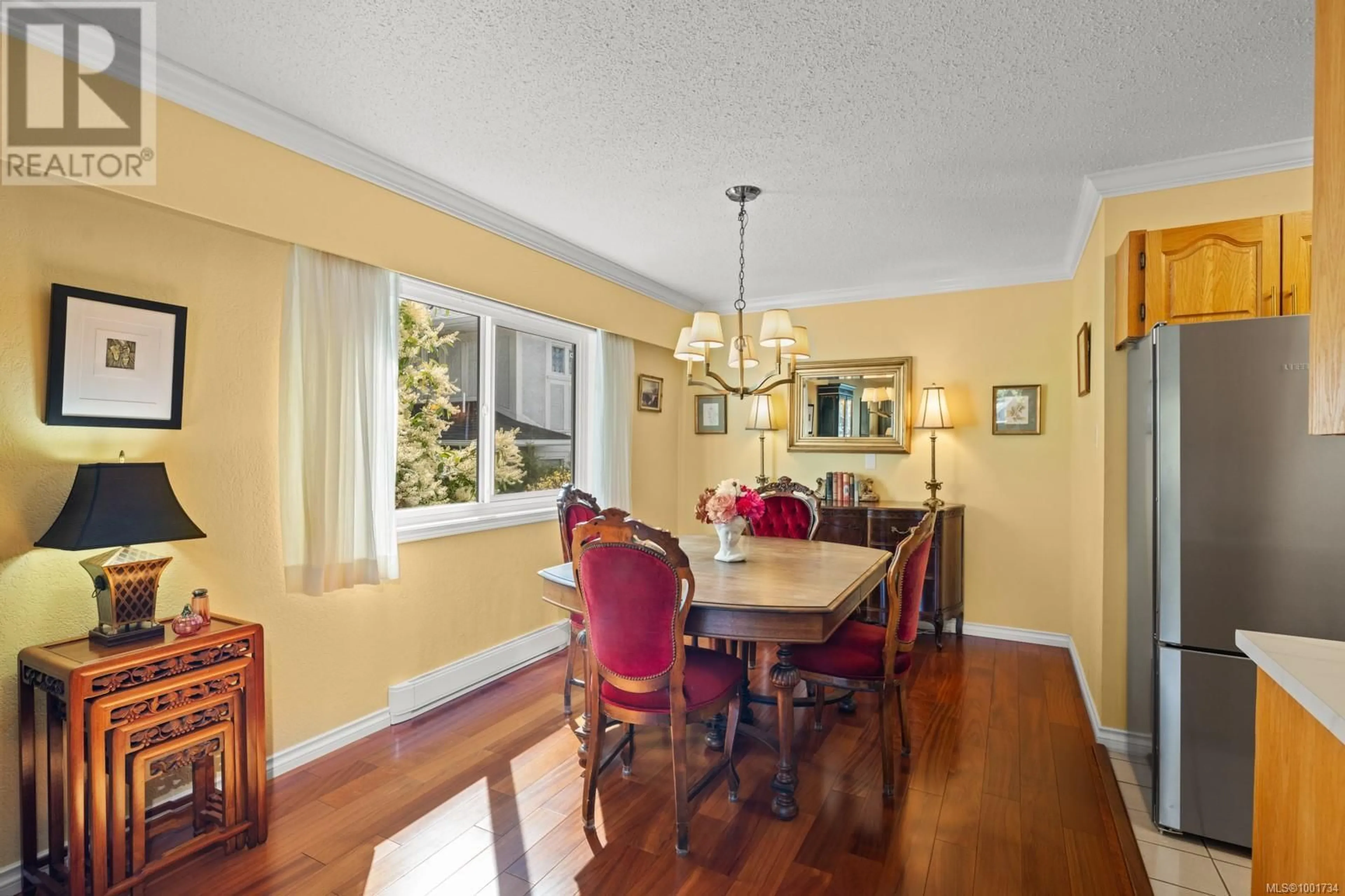 Dining room, unknown for 204 - 415 LINDEN AVENUE, Victoria British Columbia V8V4G2