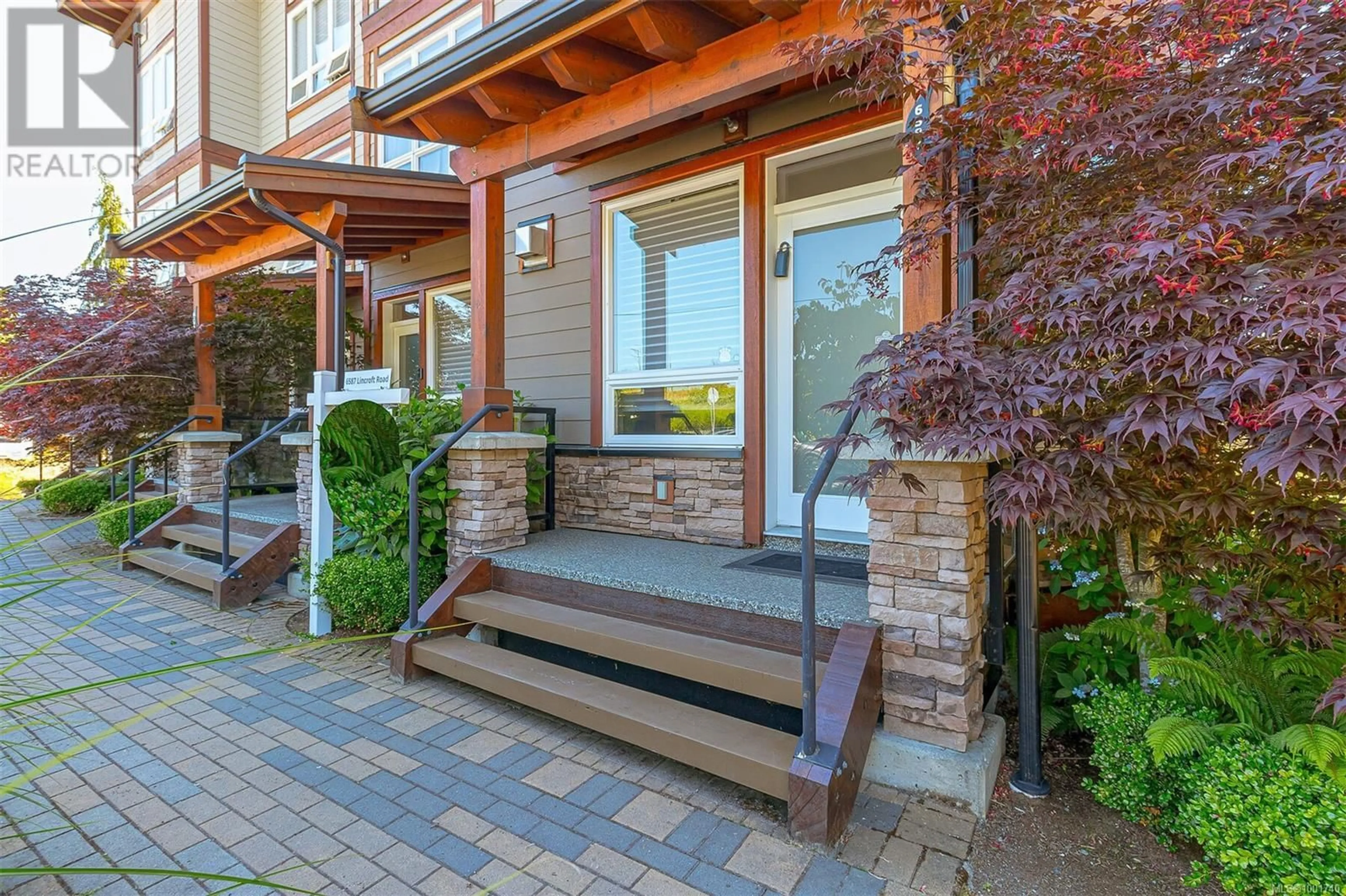 Patio, street for 6587 LINCROFT ROAD, Sooke British Columbia V9Z1M2