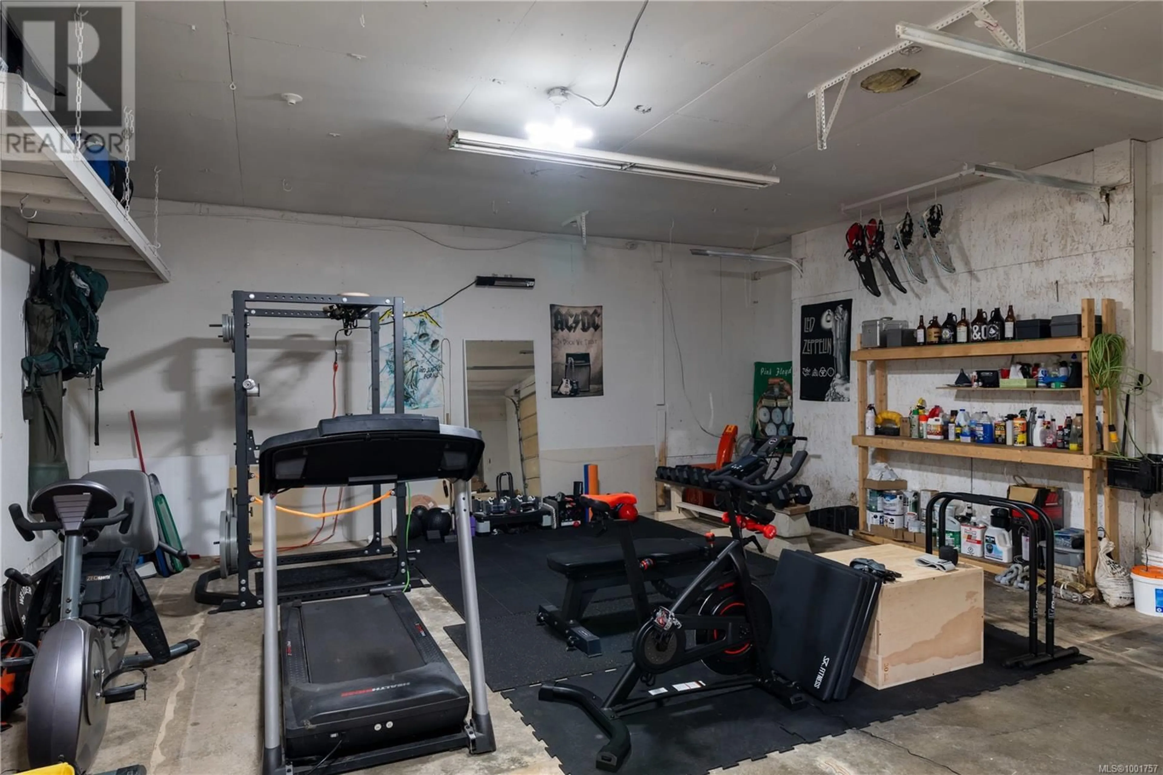 Indoor garage for 1885 VERLON ROAD, Shawnigan Lake British Columbia V0R2W5