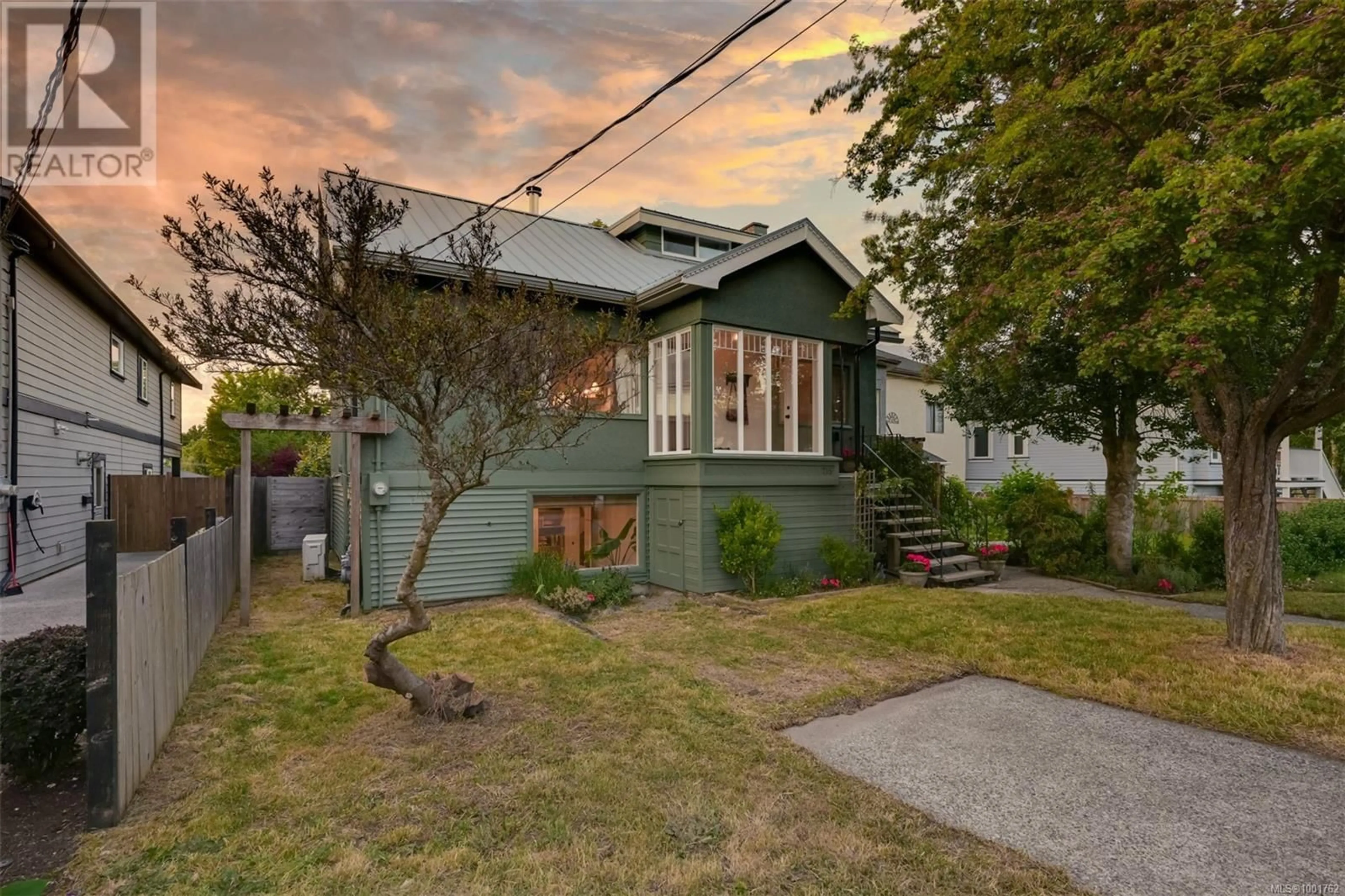 A pic from outside/outdoor area/front of a property/back of a property/a pic from drone, street for 715 POWDERLY AVENUE, Victoria British Columbia V9A2Z3