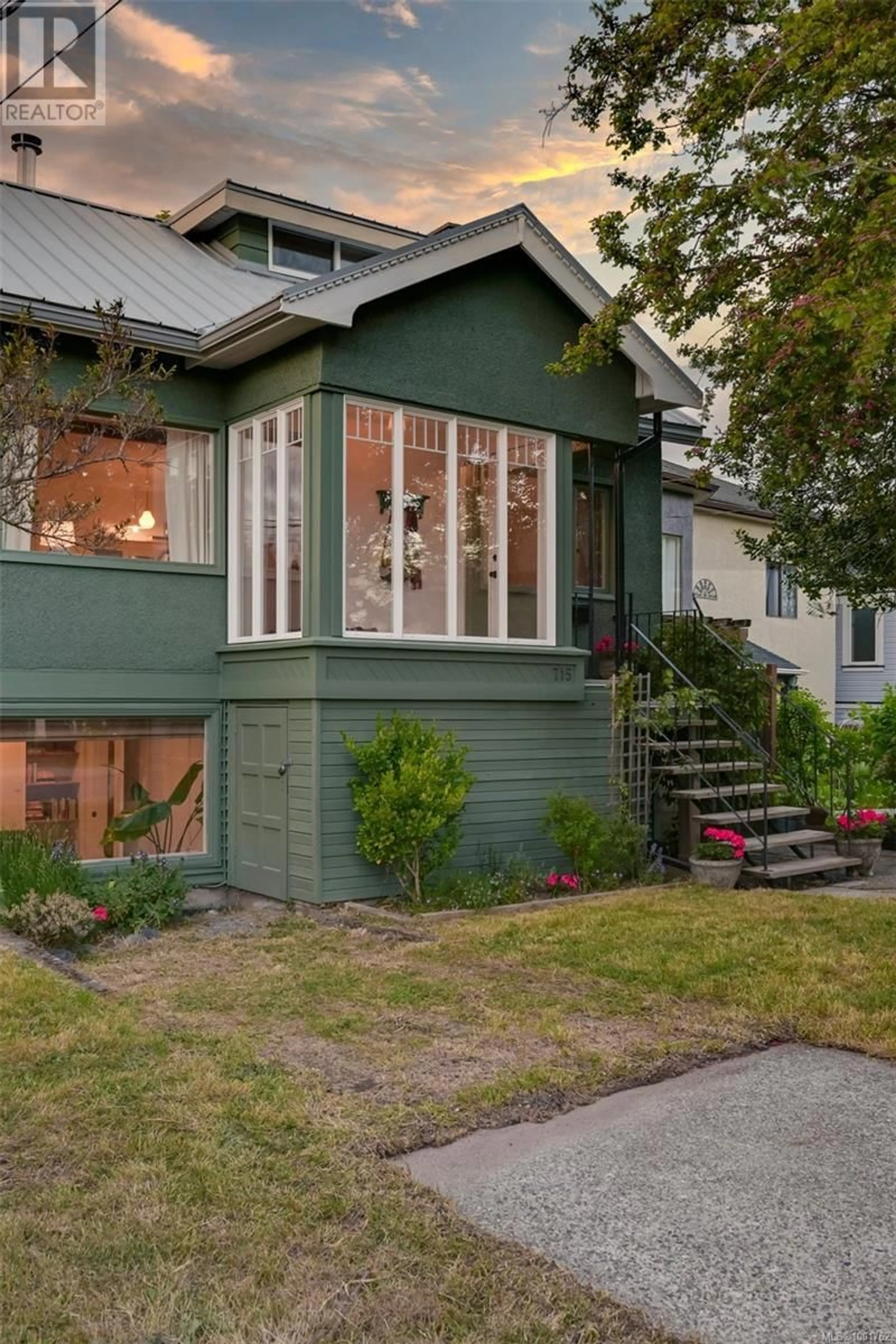 Home with vinyl exterior material, street for 715 POWDERLY AVENUE, Victoria British Columbia V9A2Z3