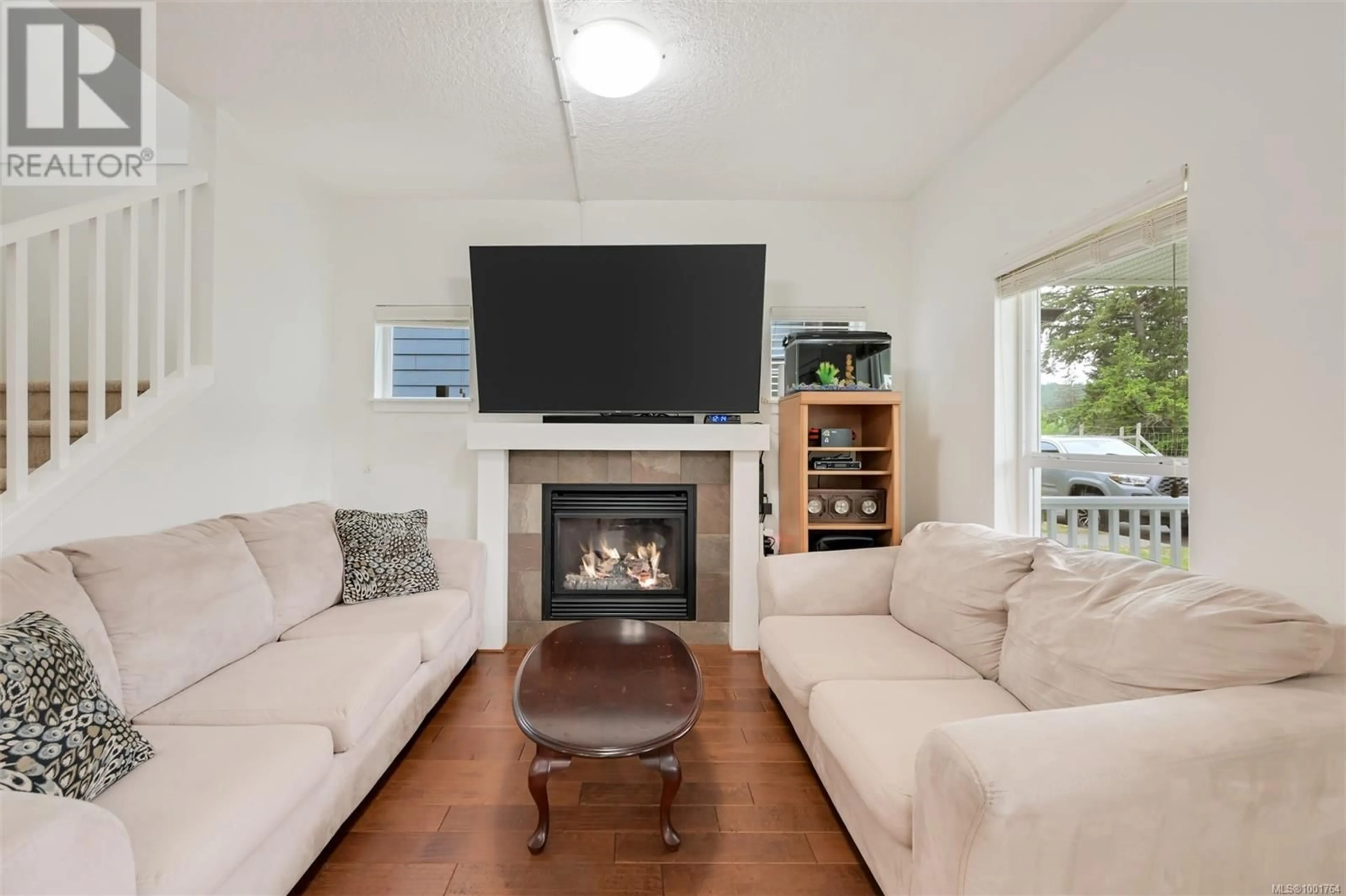 Living room with furniture, unknown for 3369 PIPER ROAD, Langford British Columbia V9C0G9