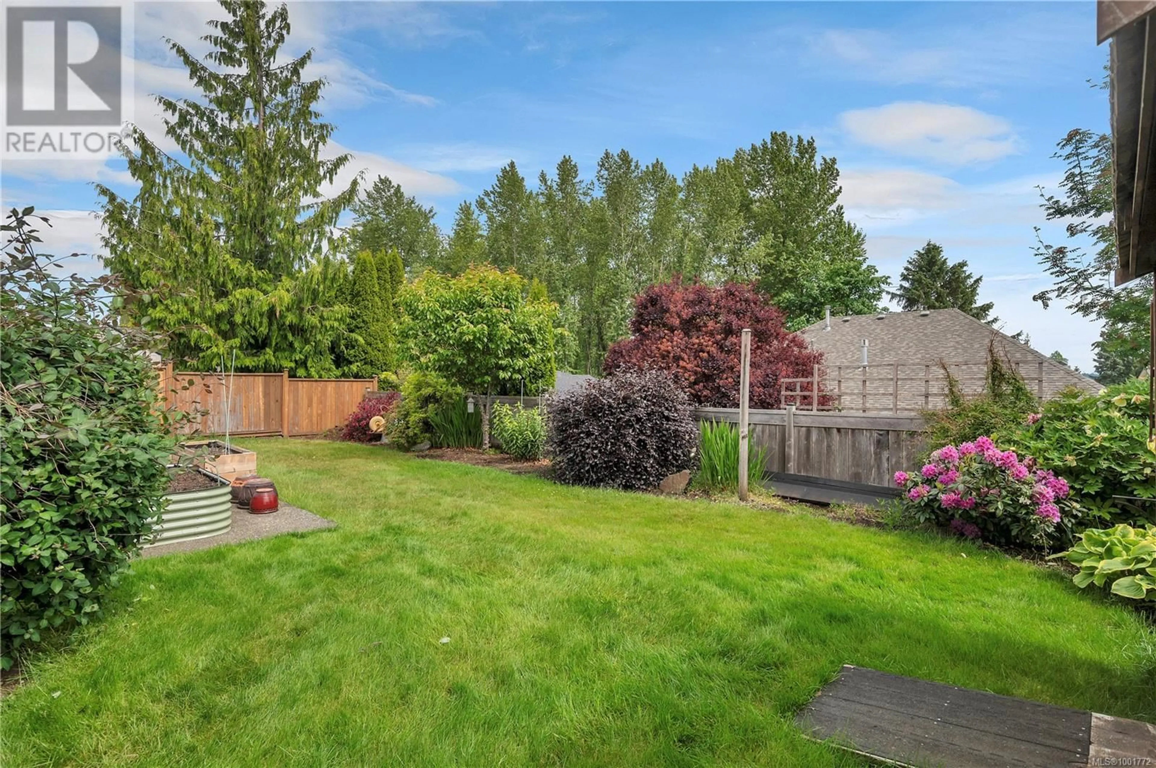 Patio, unknown for 678 BAKER PLACE, Campbell River British Columbia V9H1S8