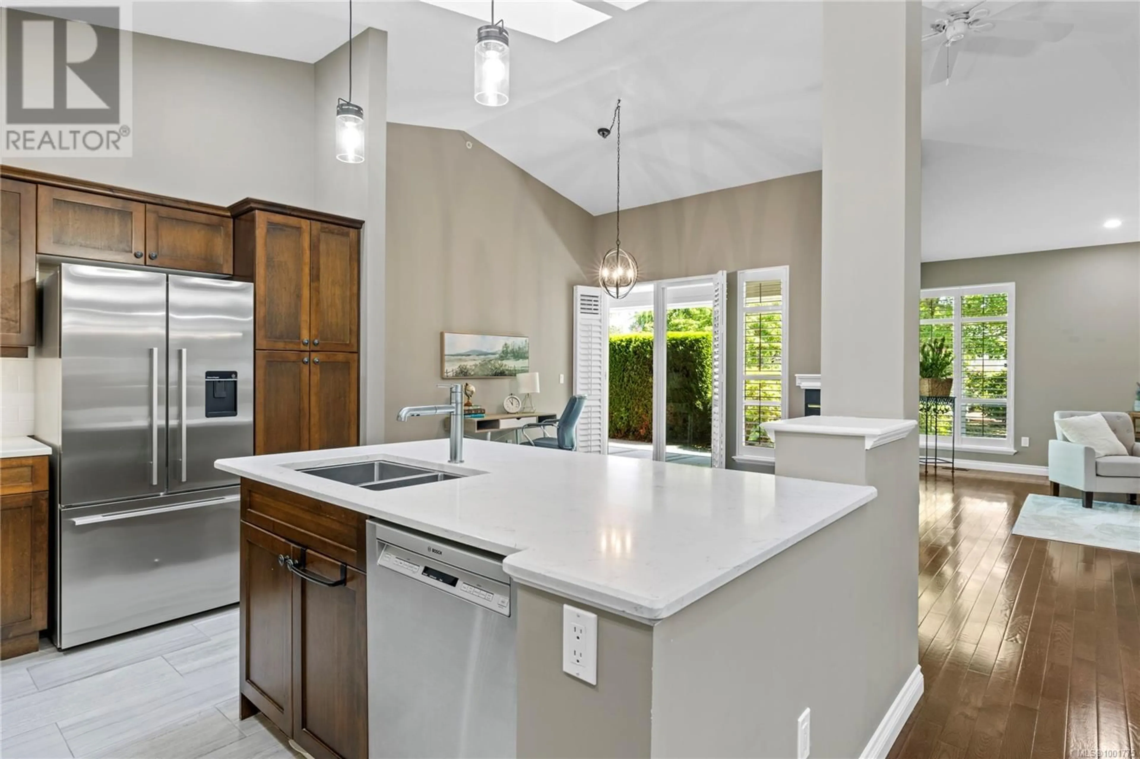Open concept kitchen, ceramic/tile floor for 111 - 730 BARCLAY CRESCENT, French Creek British Columbia V9P2Z3