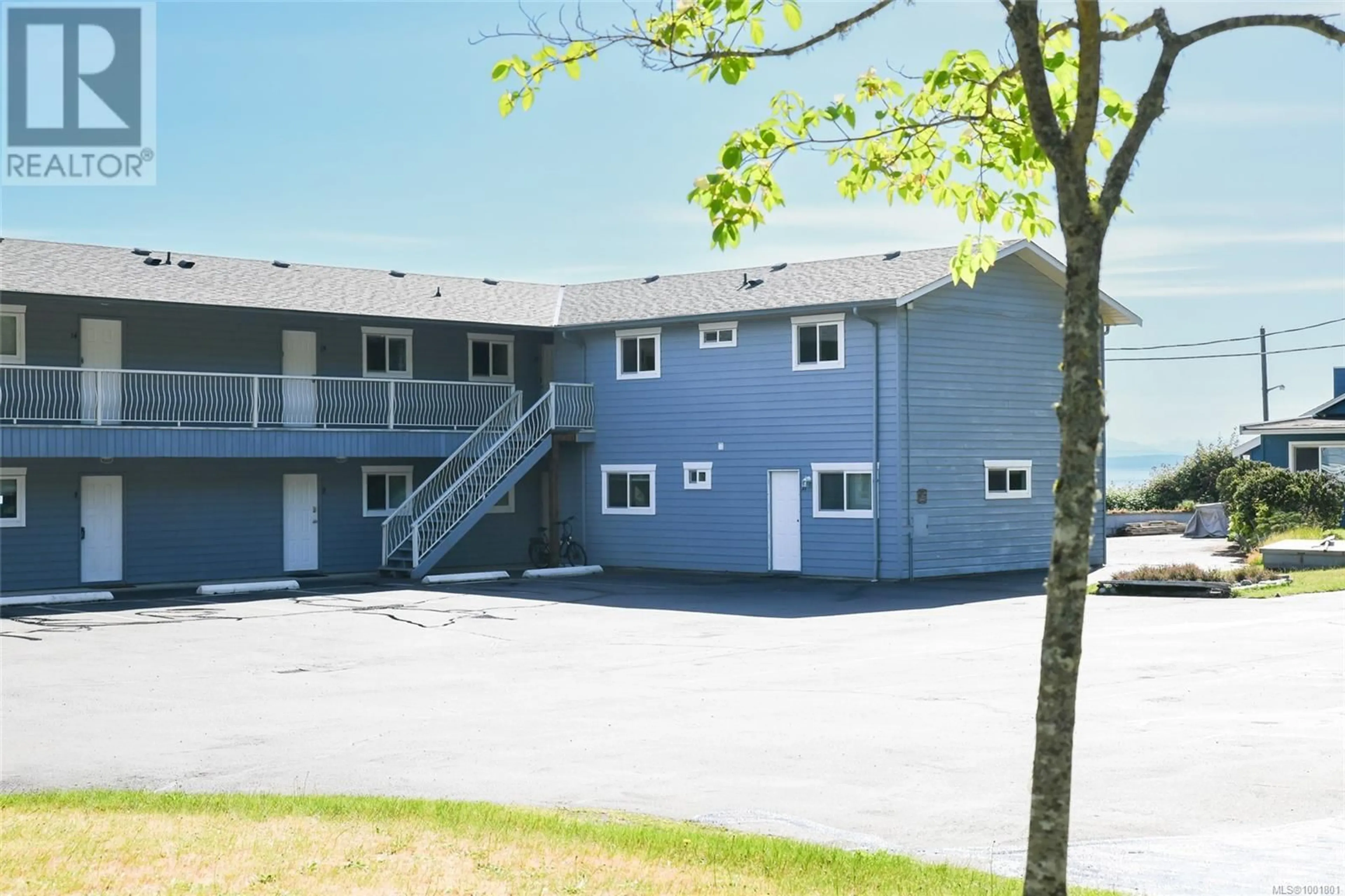 Patio, building for 16 - 5730 CORAL ROAD, Courtenay British Columbia V9J1W9