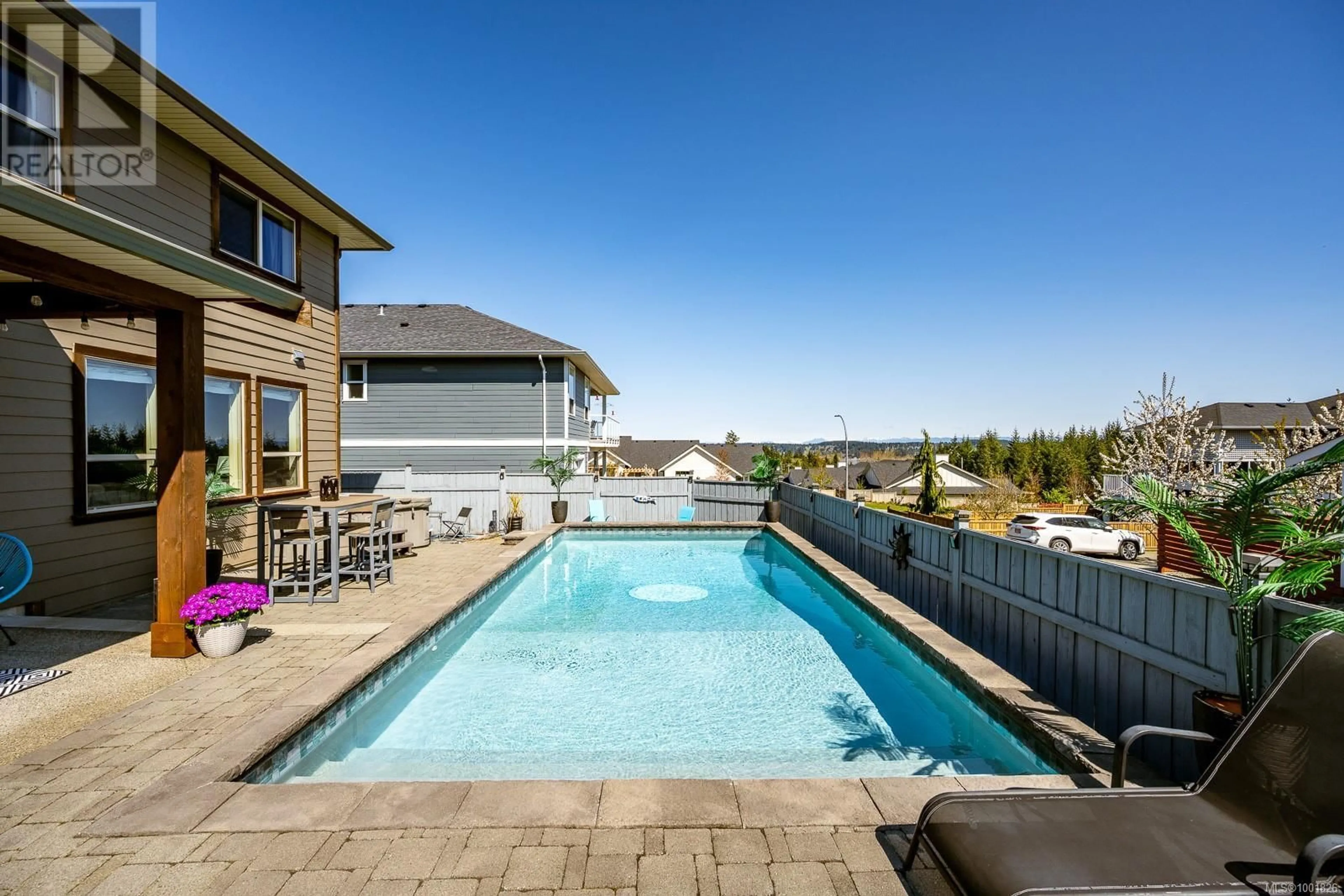 Pool for 4060 SOUTHWALK DRIVE, Courtenay British Columbia V9N0B3
