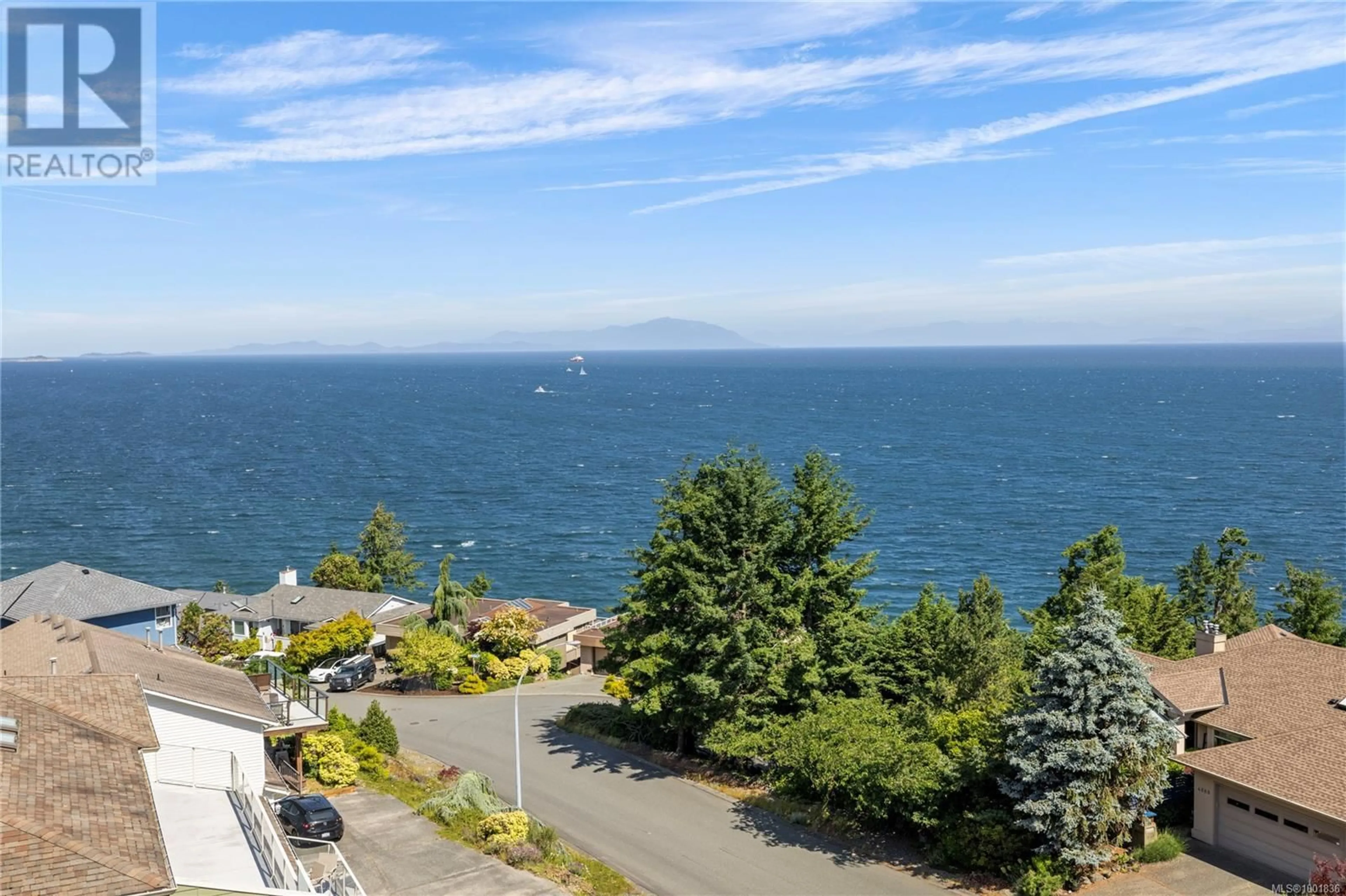 A pic from outside/outdoor area/front of a property/back of a property/a pic from drone, water/lake/river/ocean view for 4917 FINNERTY CRESCENT, Nanaimo British Columbia V9V1K1